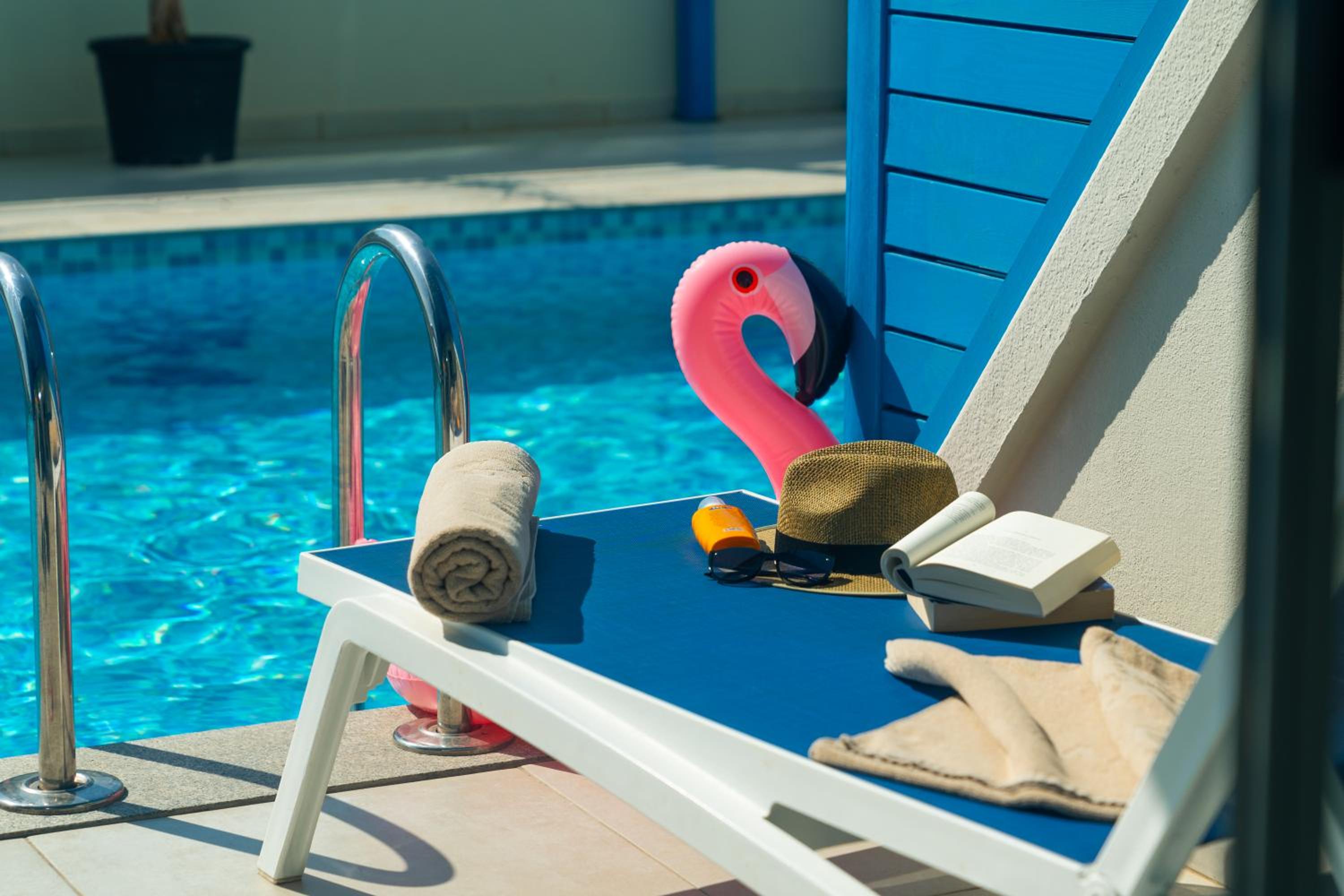 Superior Swim-Up photo 3