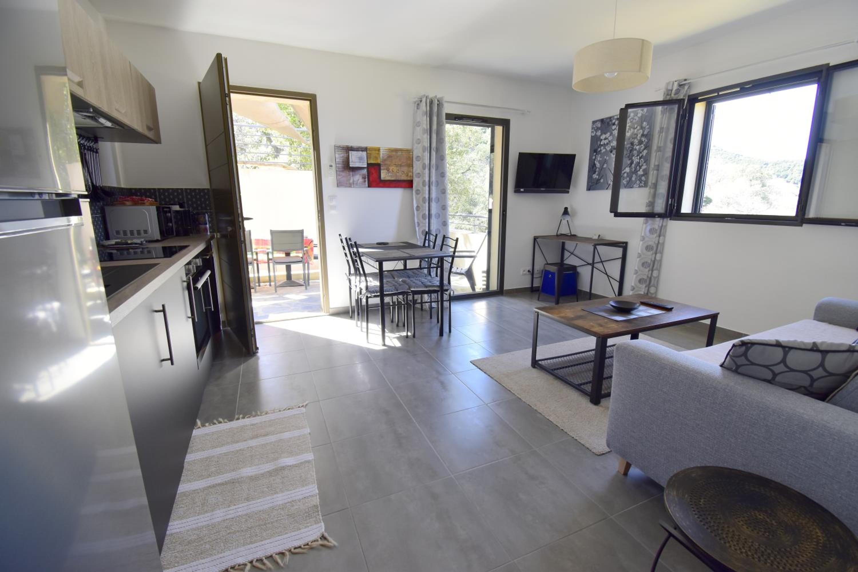 Superior Apartment