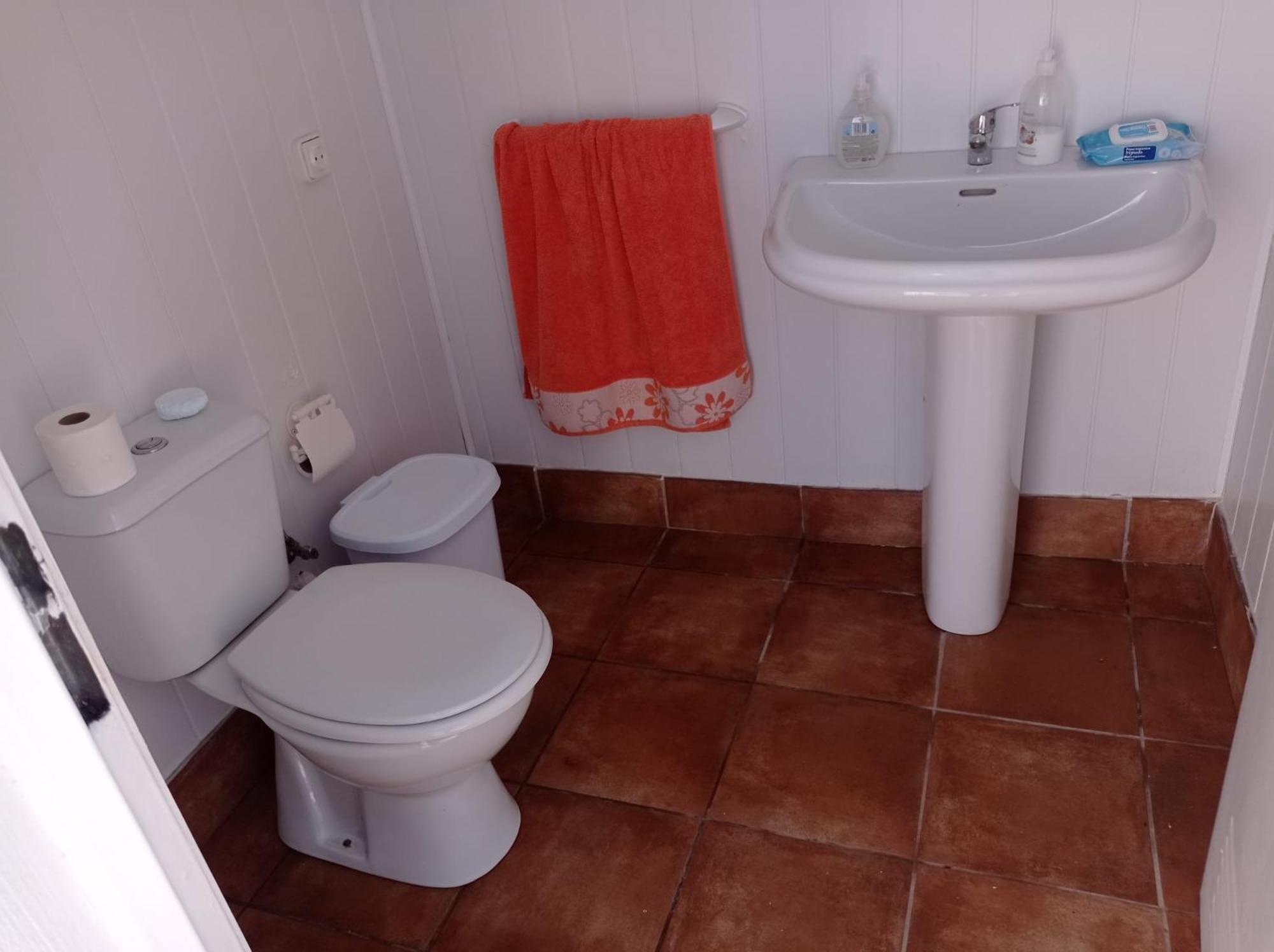 Three-Bedroom Villa photo 2
