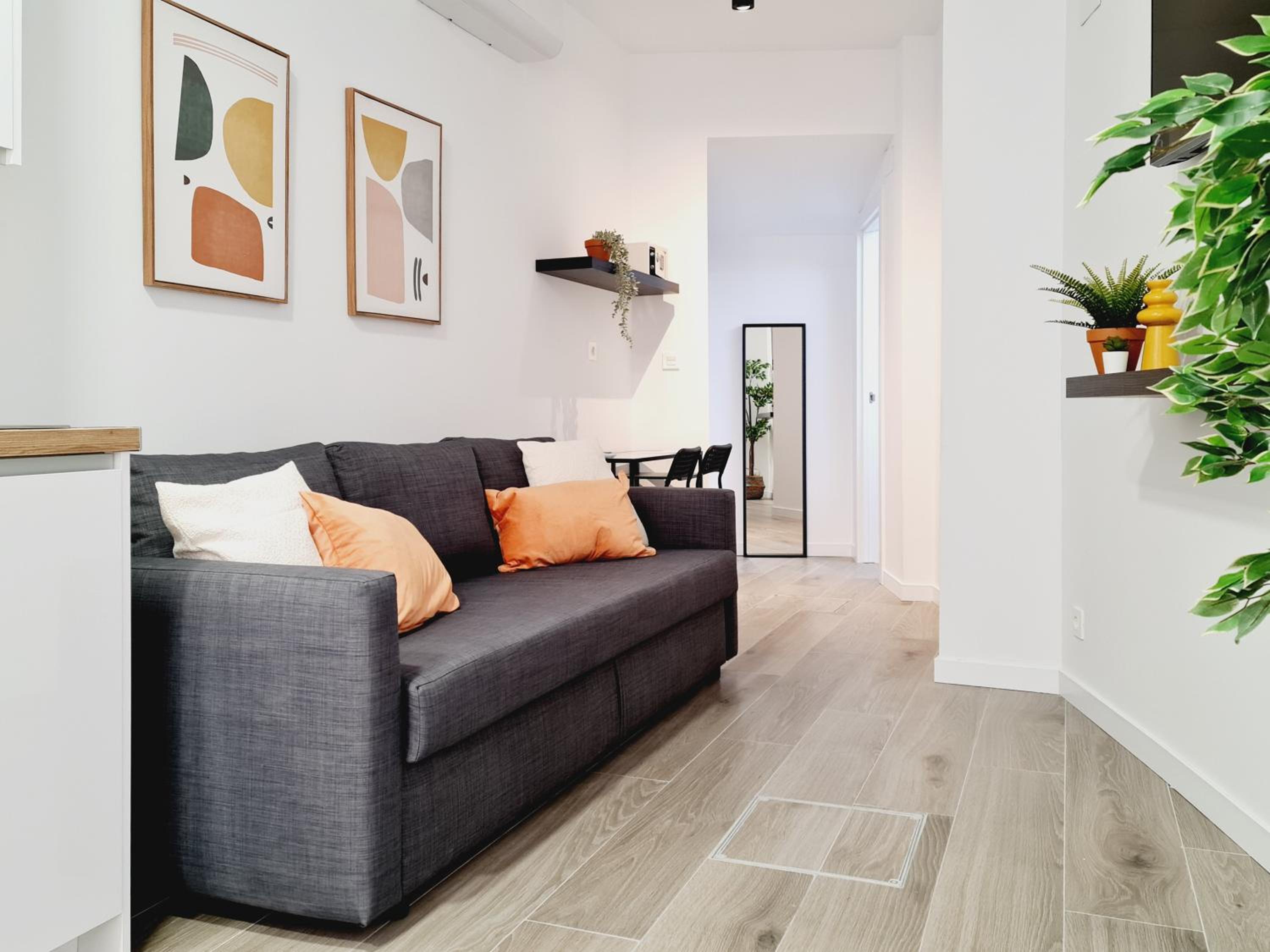 One-Bedroom Apartment - Photo 21