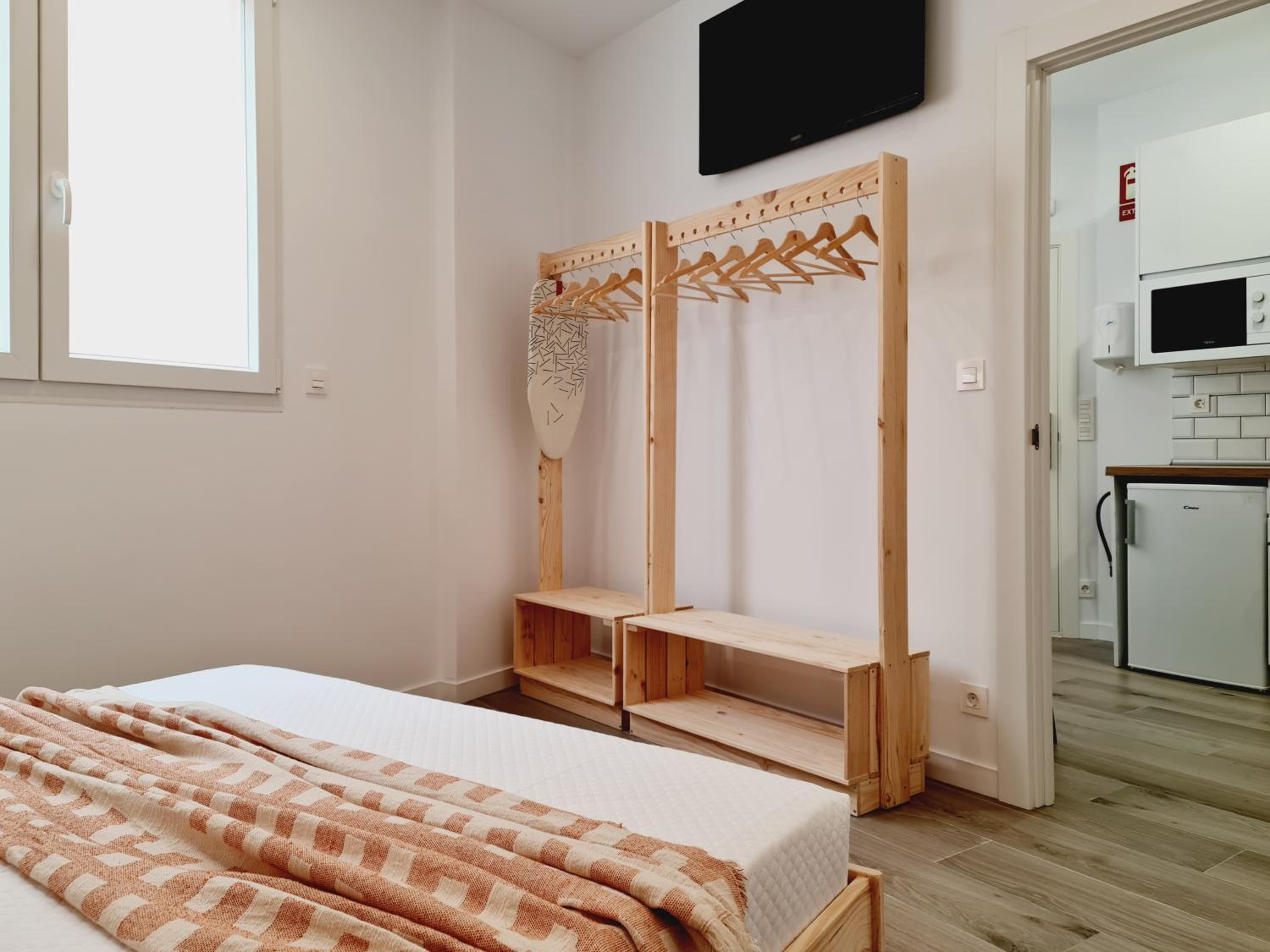 One-Bedroom Apartment - Photo 19