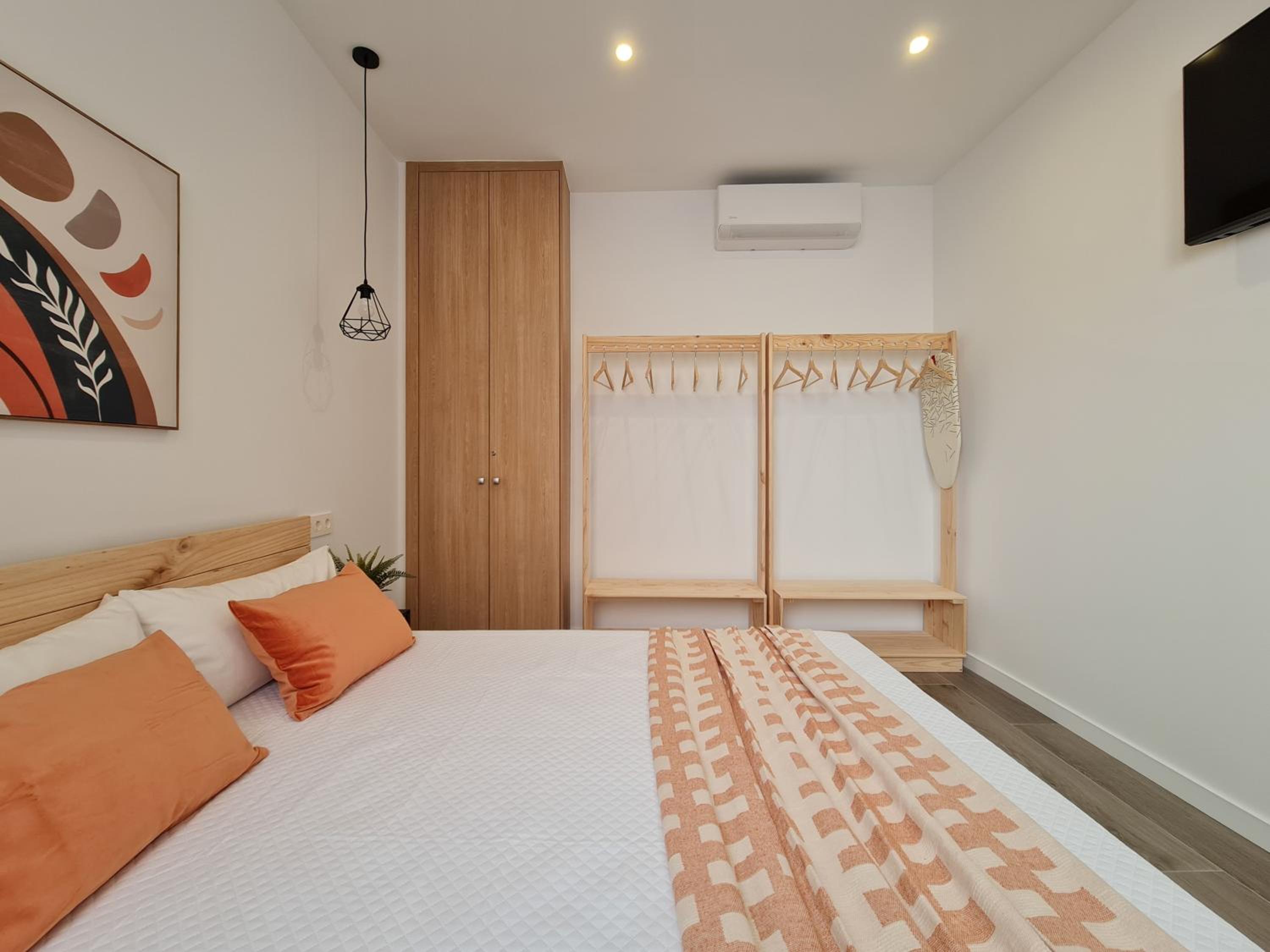 One-Bedroom Apartment - Photo 50