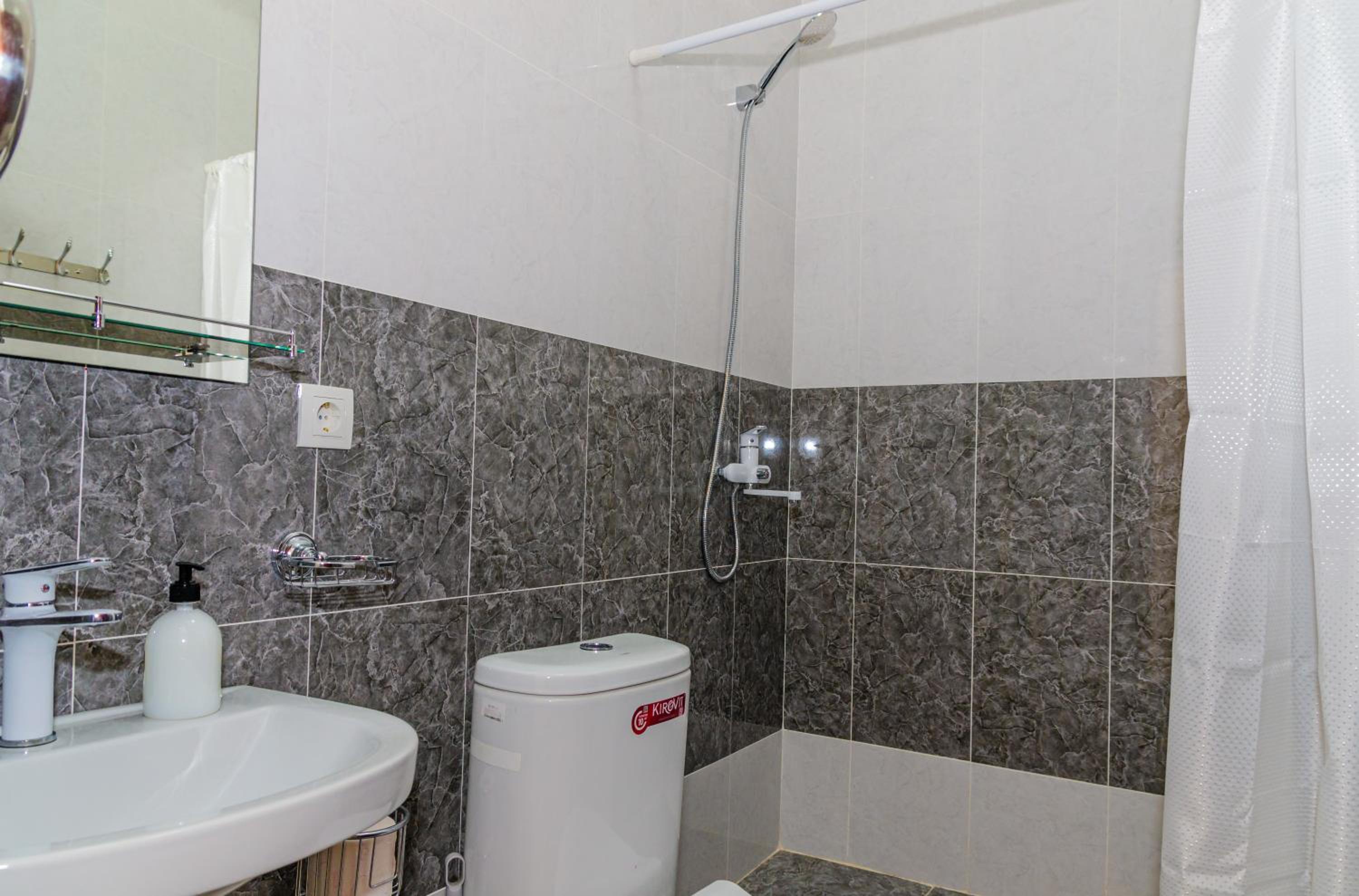Budget Triple Room photo 3