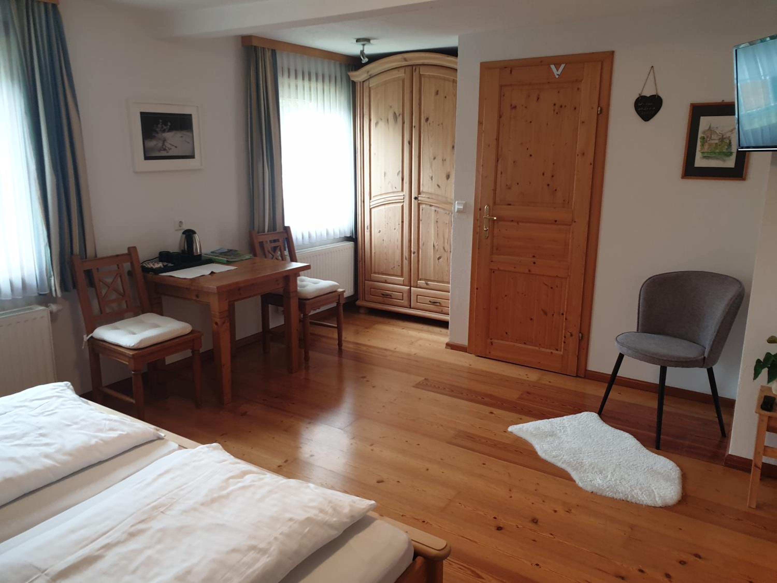 Standard Double Room photo 3