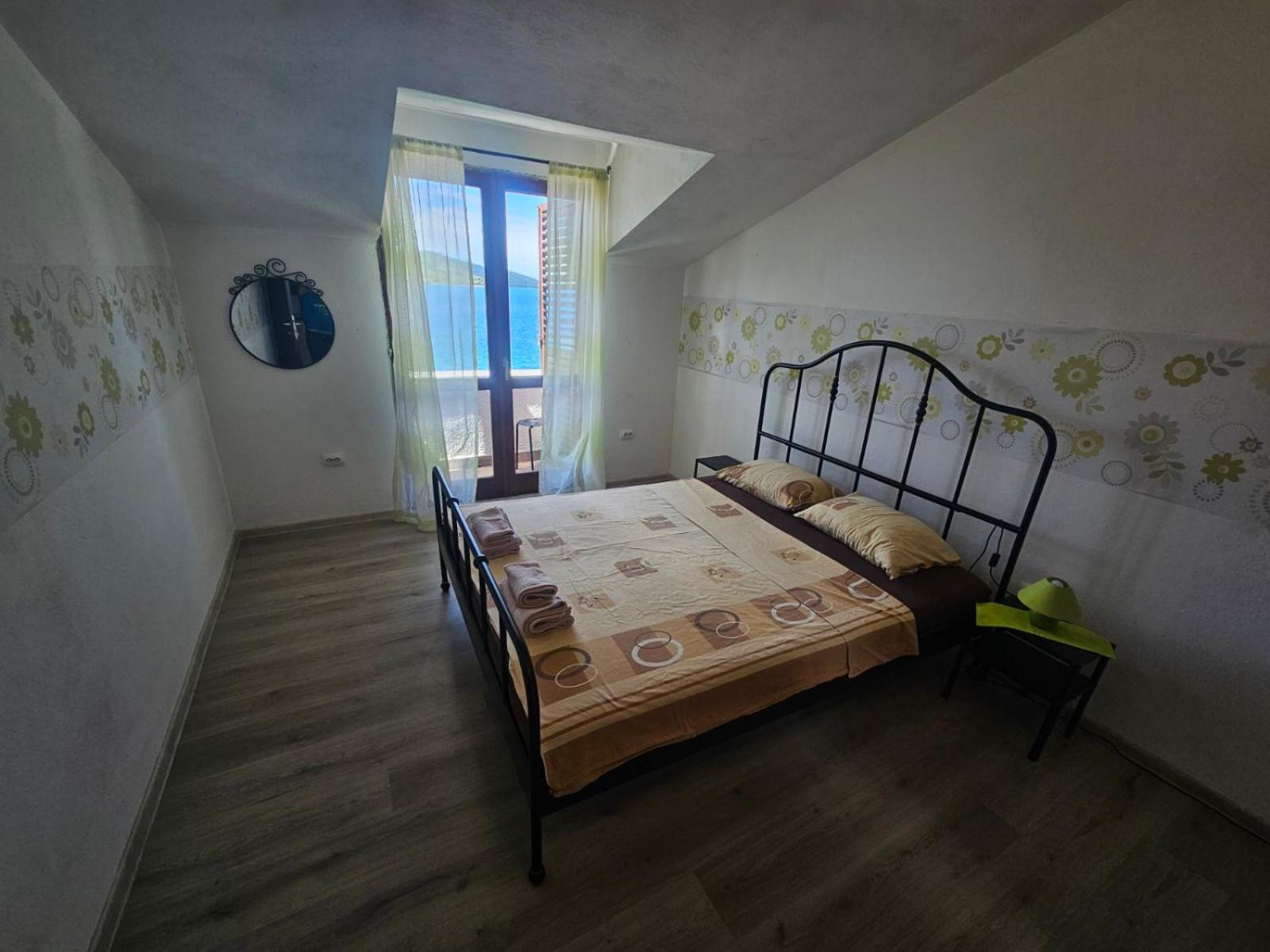 Apartment with Sea View photo 2
