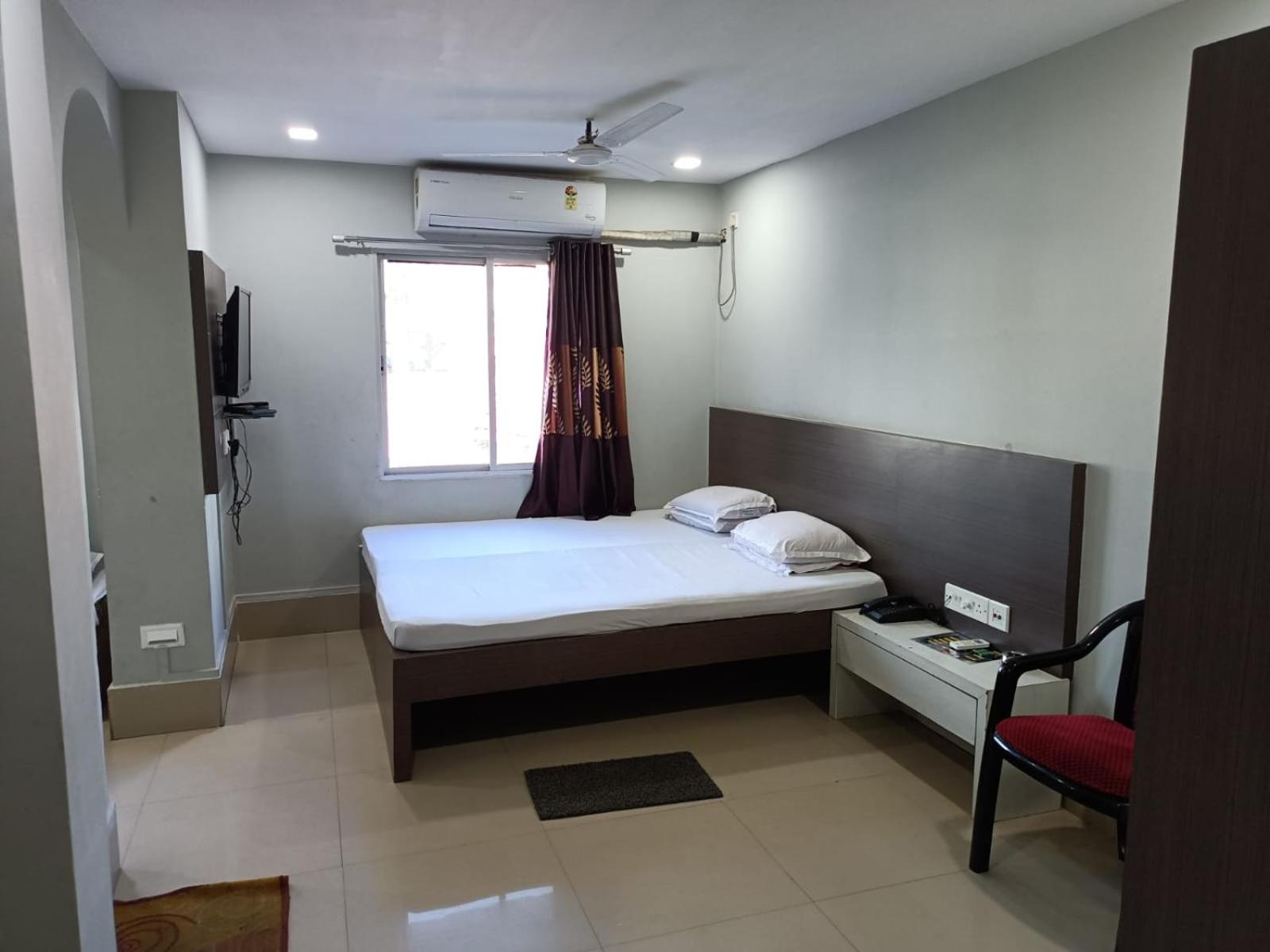 Deluxe Triple Room - Photo 4