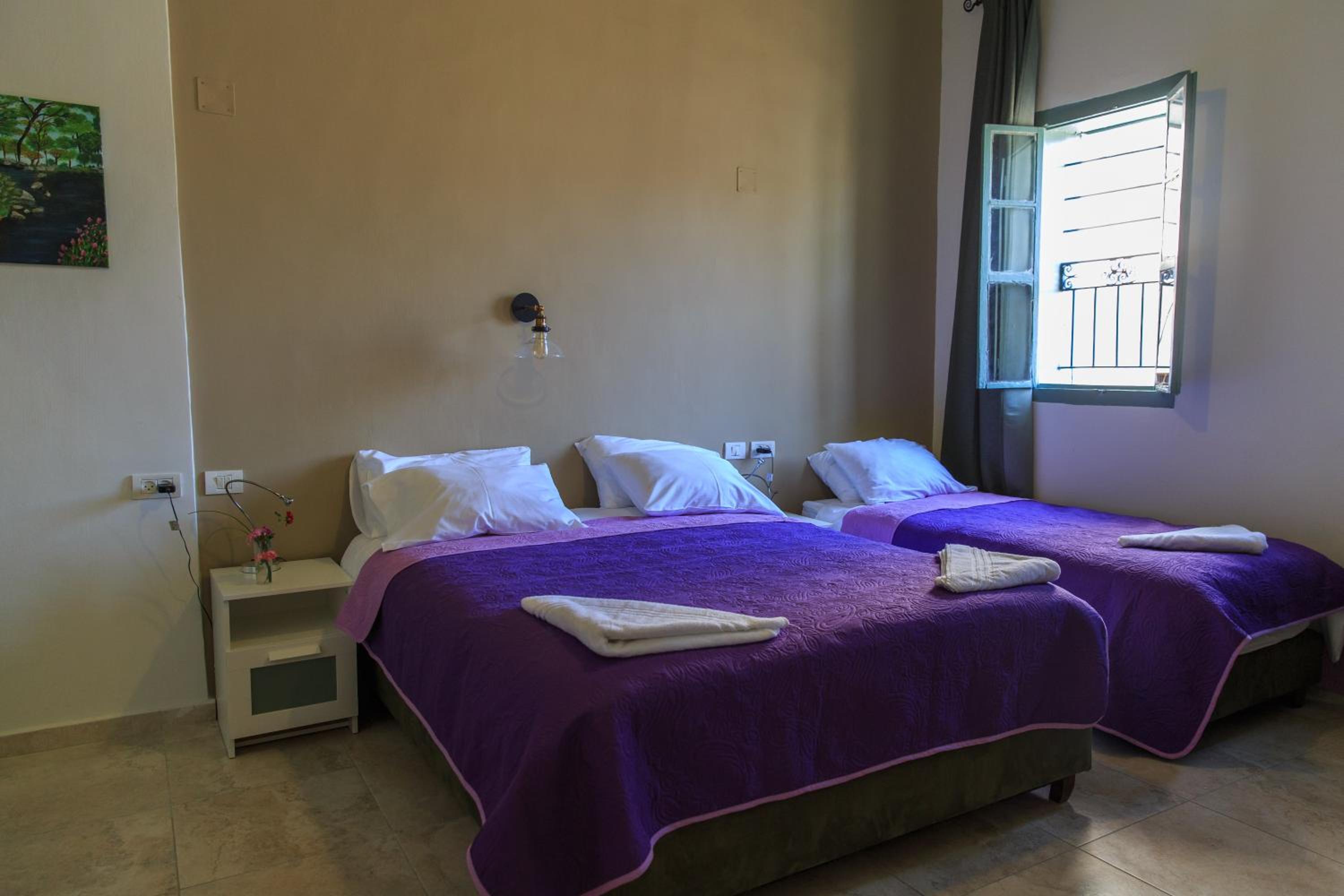 Classic Triple Room - Photo 4