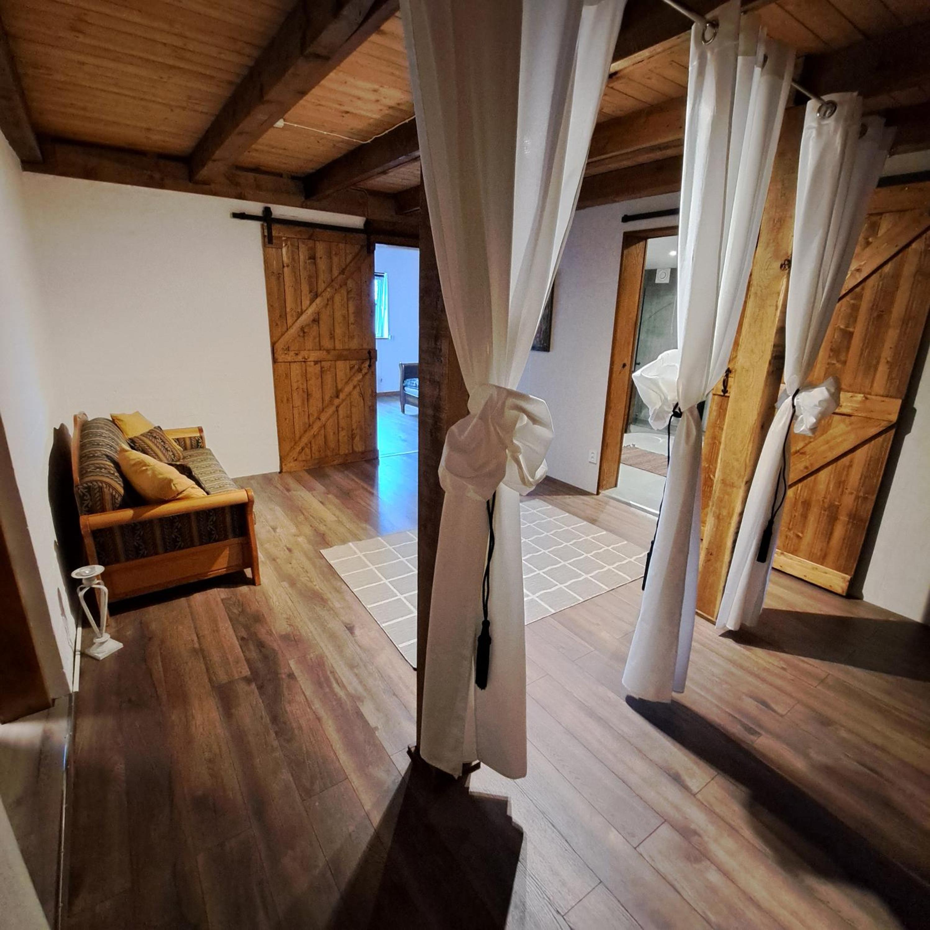 Four-Bedroom House photo 1