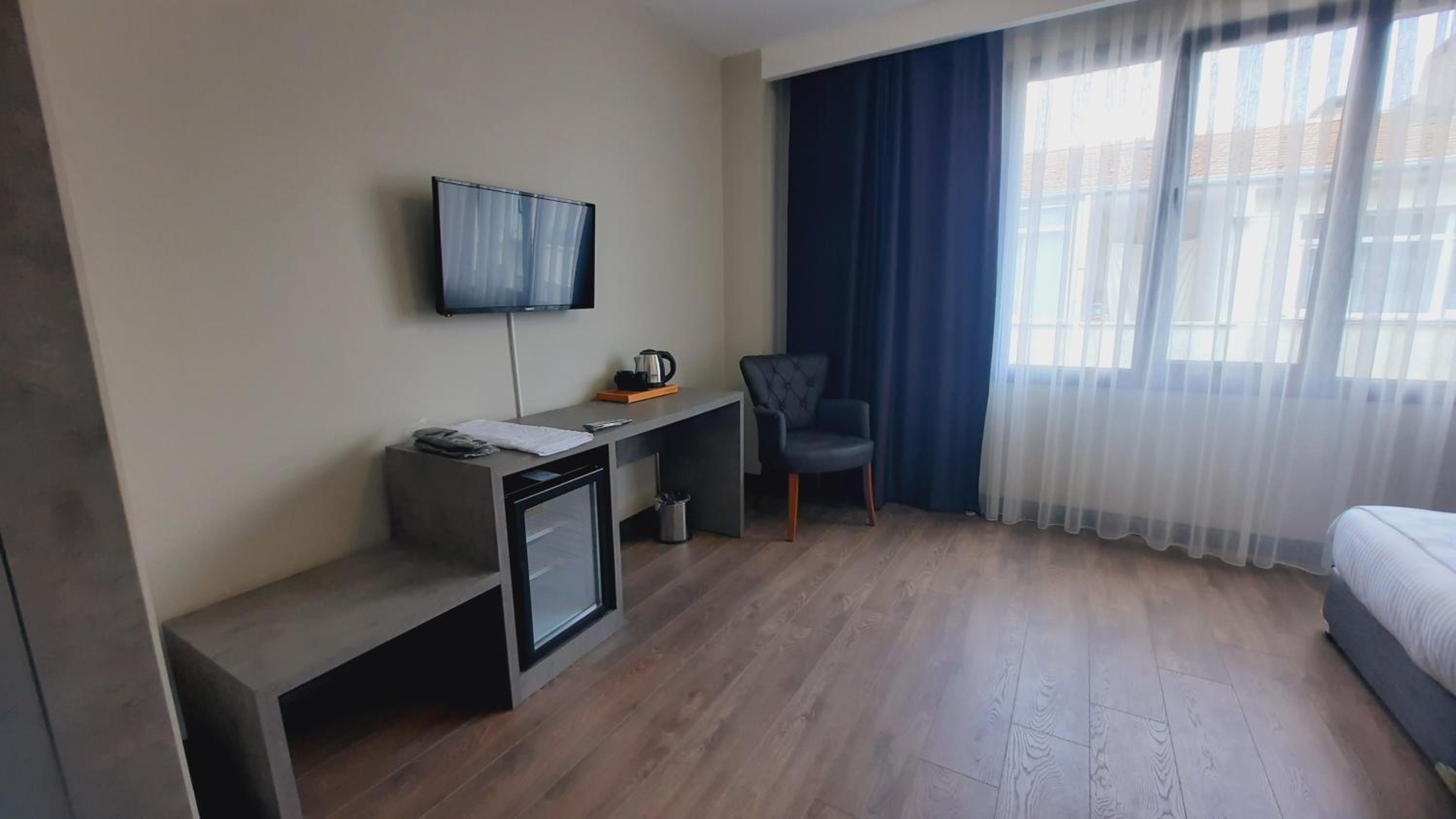 Budget Double Room photo 2