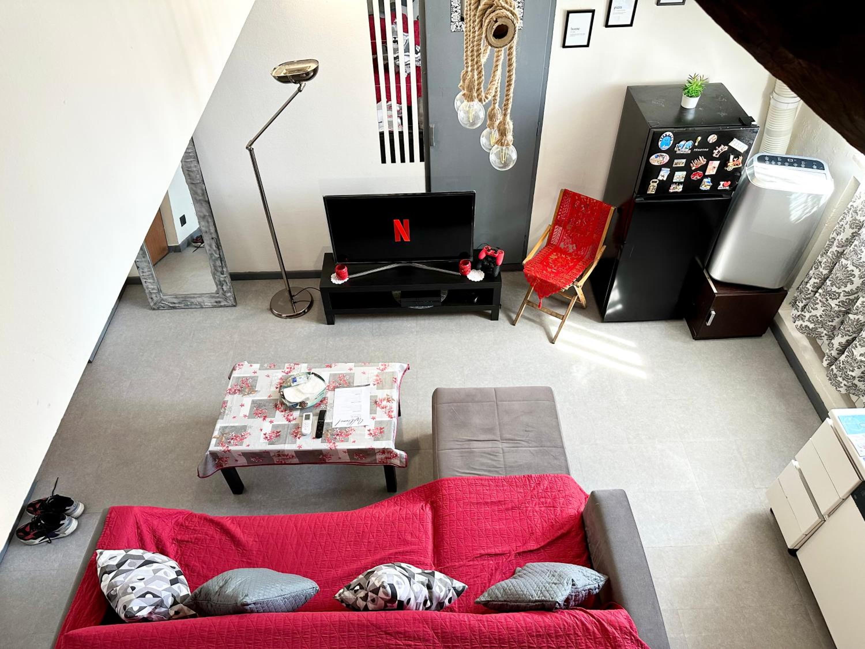 One-Bedroom Apartment