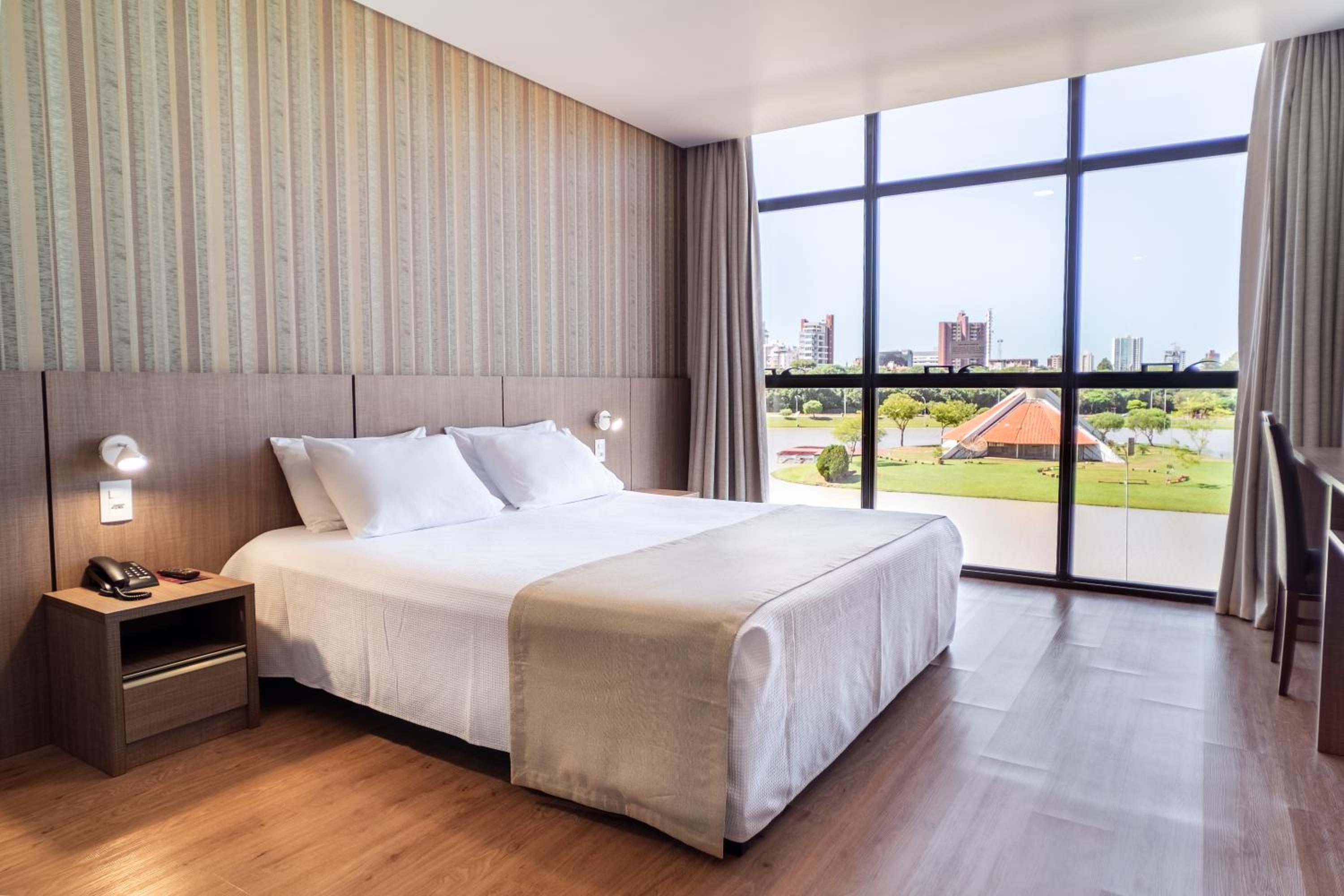 Double Room with Lake View photo 1