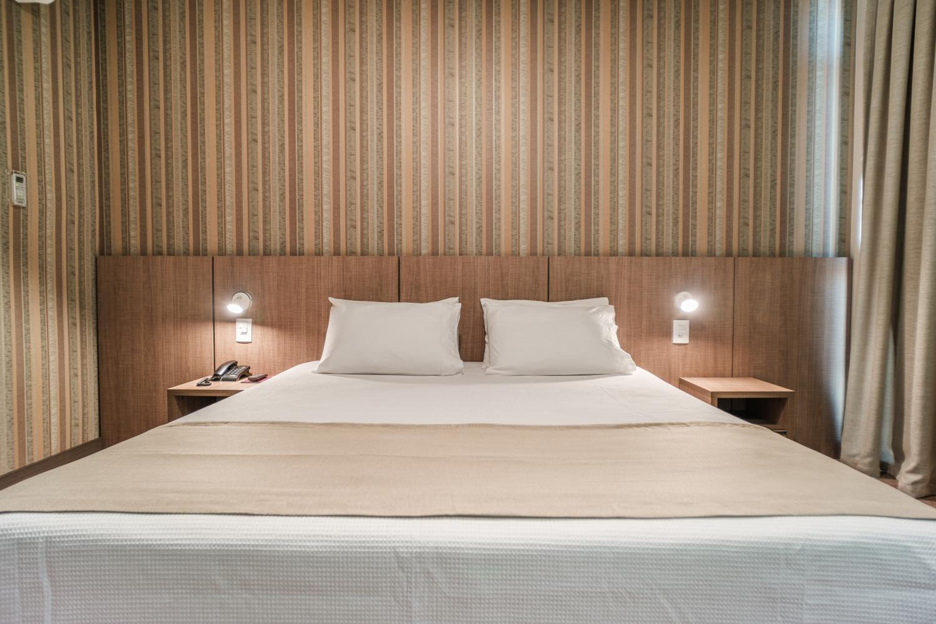 Double Room with Lake View photo 3