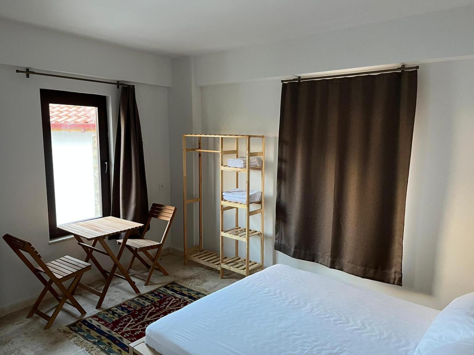 Double Room - Photo 4