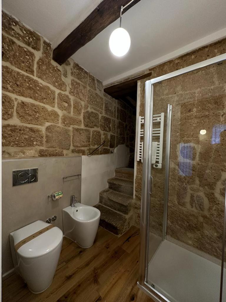 Family Room with Private Bathroom - Photo 4