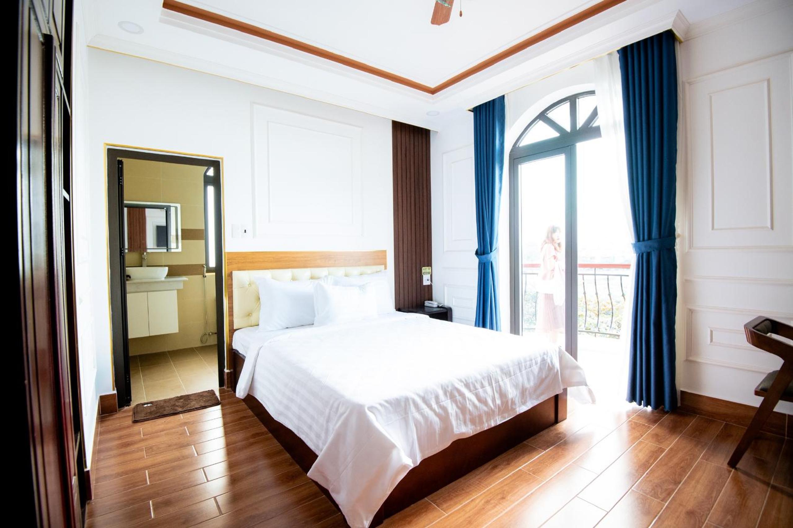 Double Room with Balcony photo 3