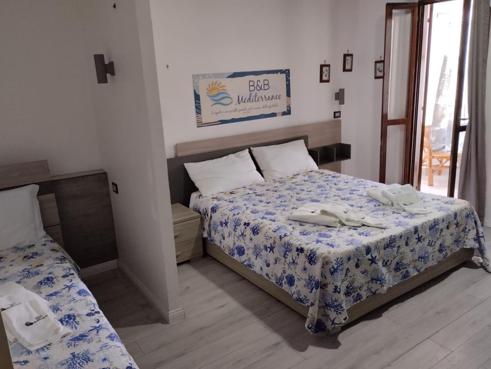 Triple Room With Private Bathroom photo 1