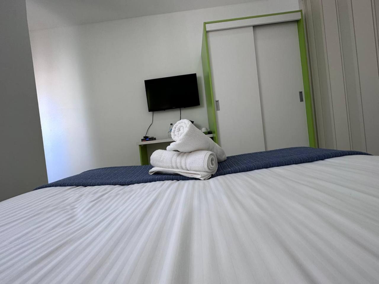 Budget Double Room photo 3