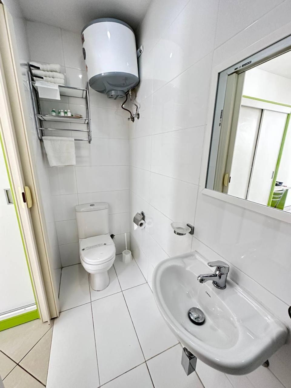 Budget Double Room photo 2