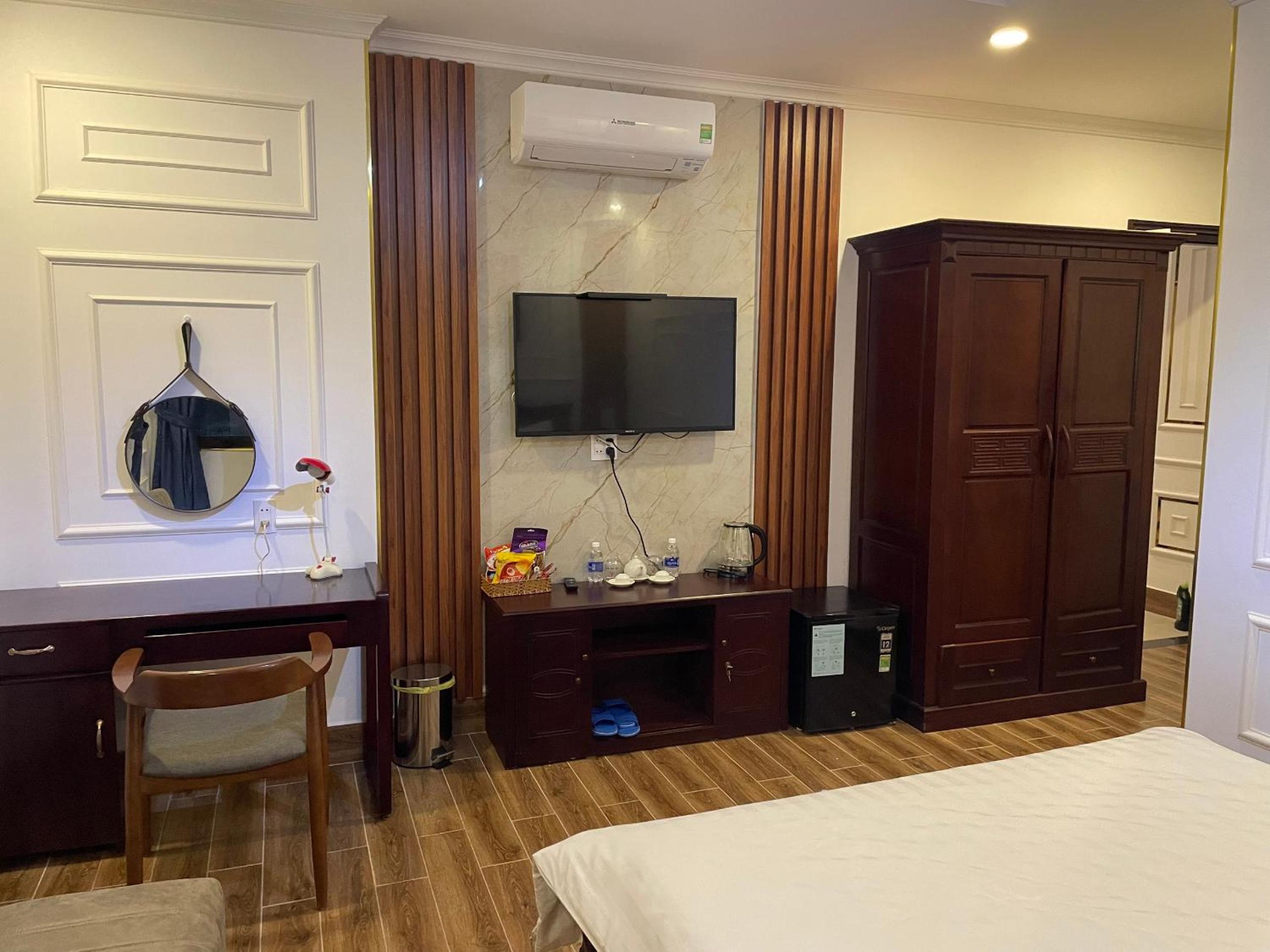 Double or Twin Room with View photo 3