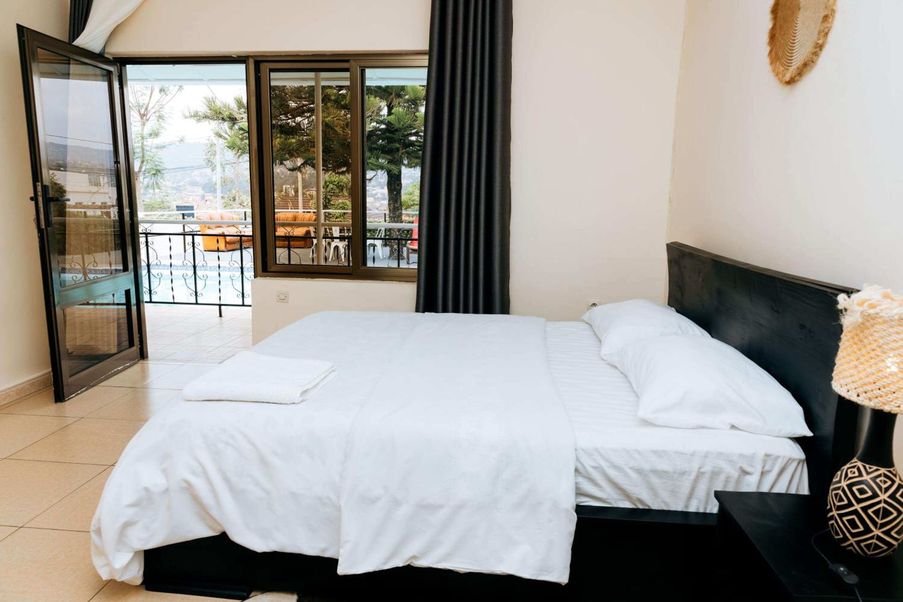 Double Room with Pool View photo 1