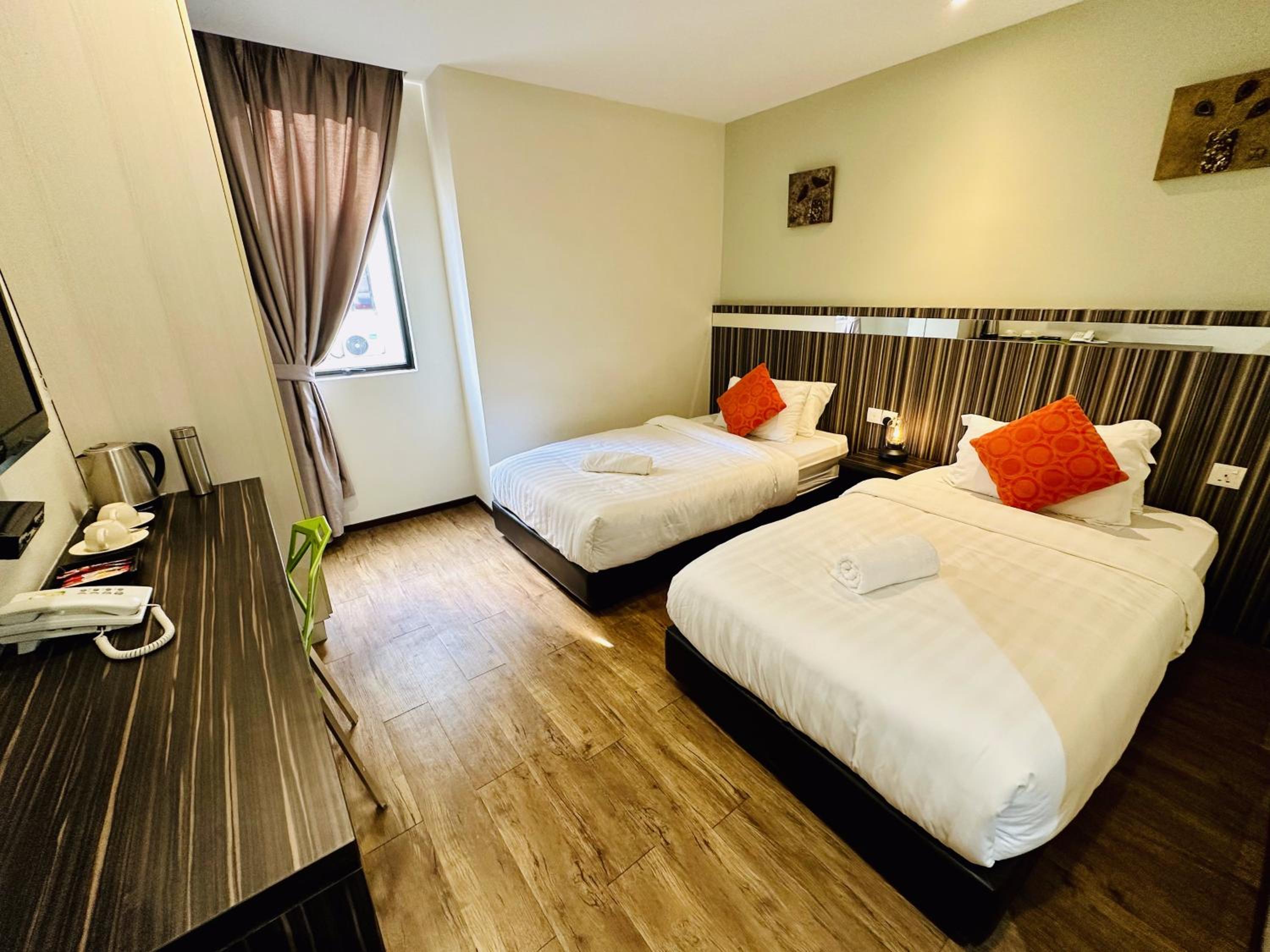 Deluxe Twin Room