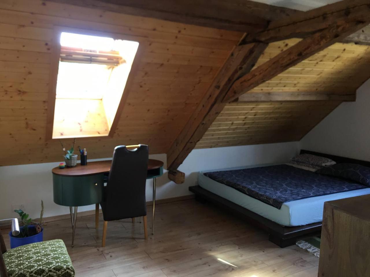 Apartment - Split Level photo 1
