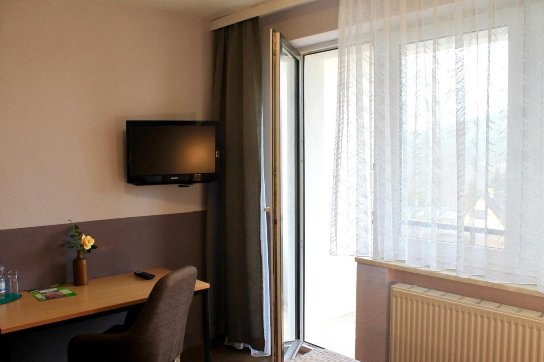 Double Room - Photo 15