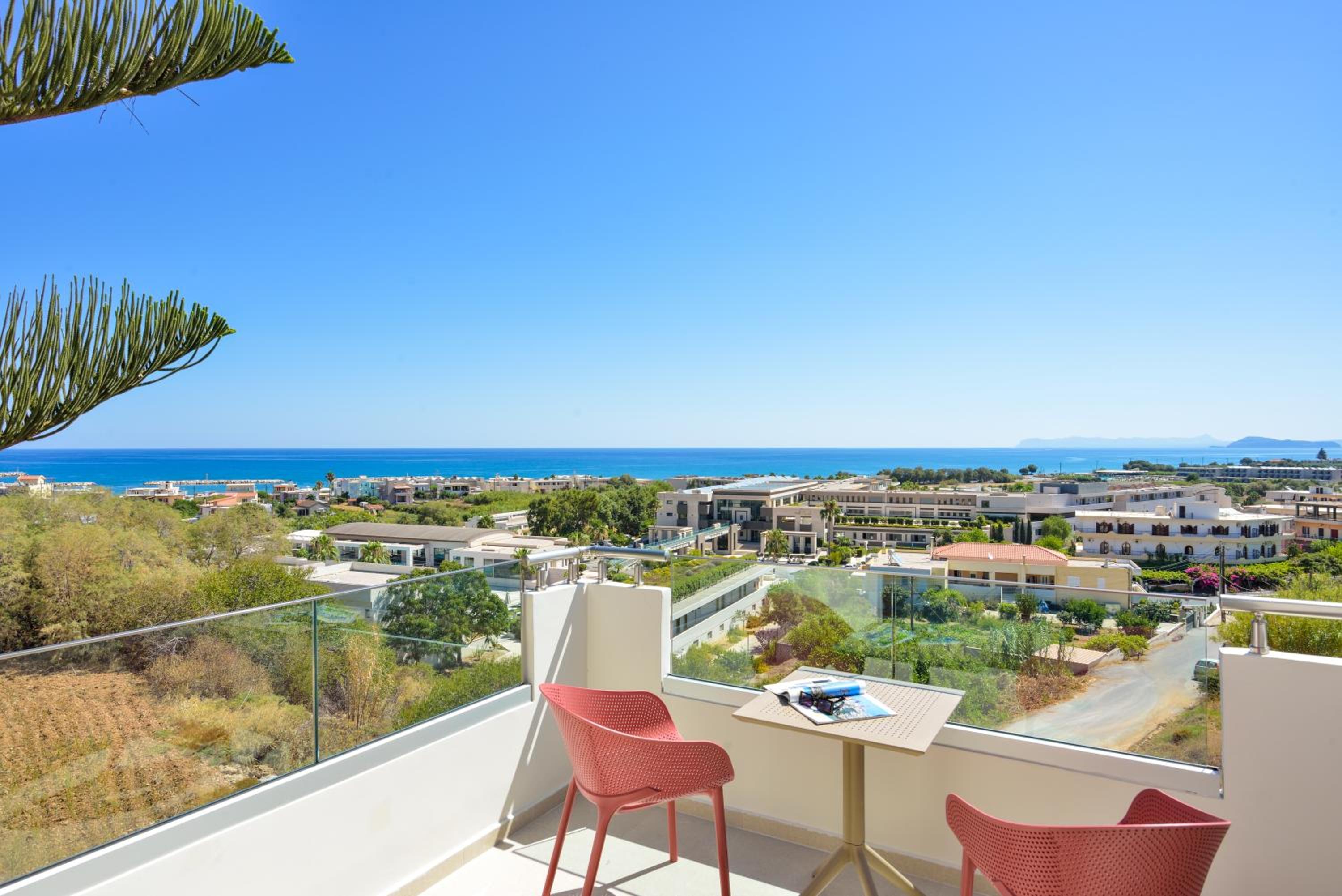Superior Double or Twin Room with Sea View photo 3