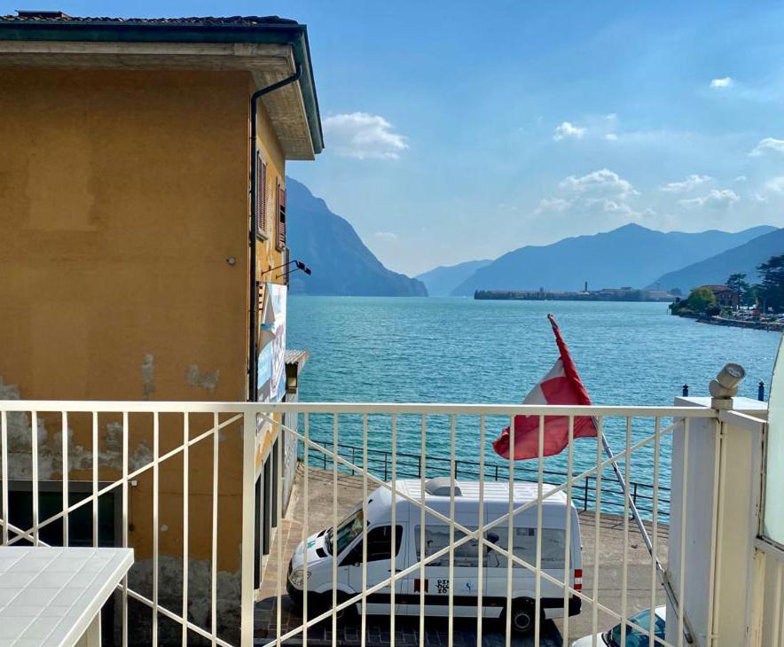 Double or Twin Room with Lake View - Photo 16