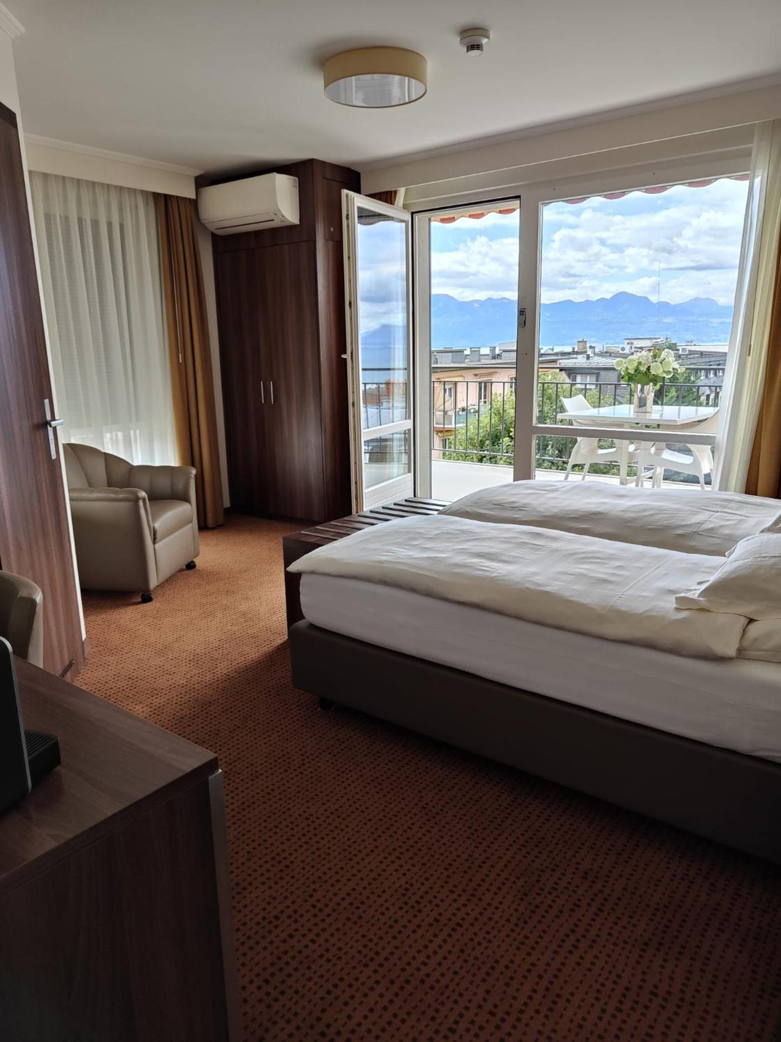 Triple Room - Photo 1