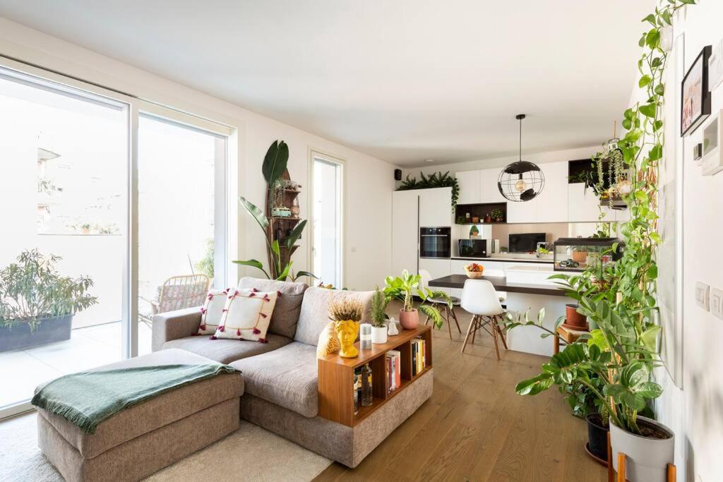 Family Two-Bedroom Apartment with View