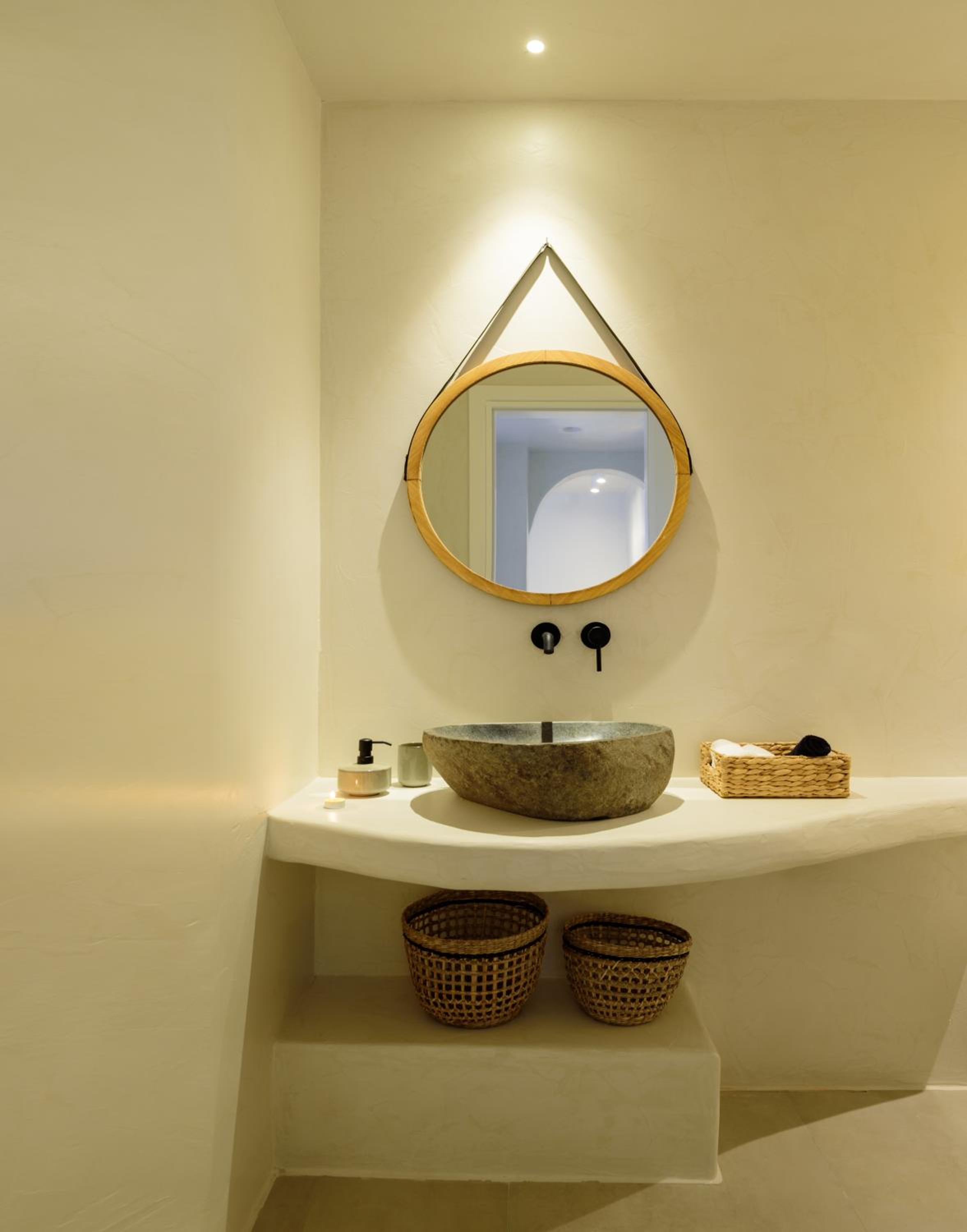 Double Room - Photo 6