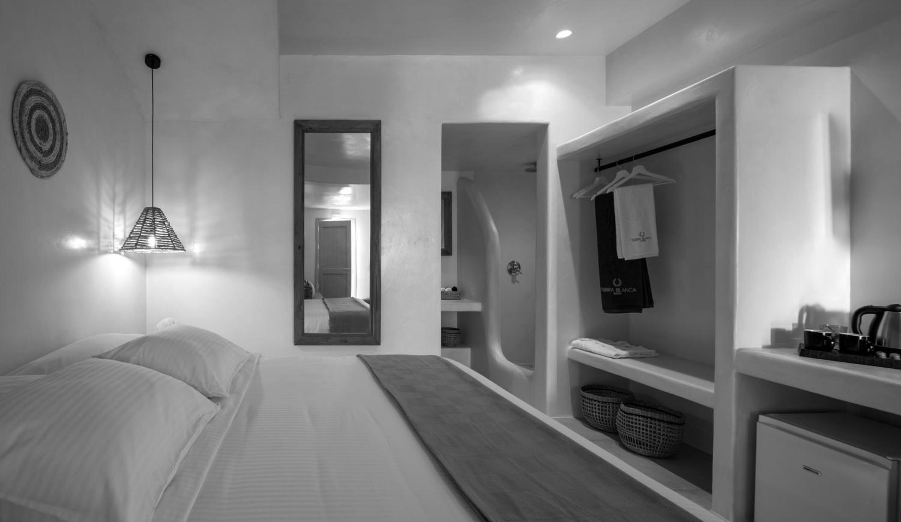 Double Room - Photo 2
