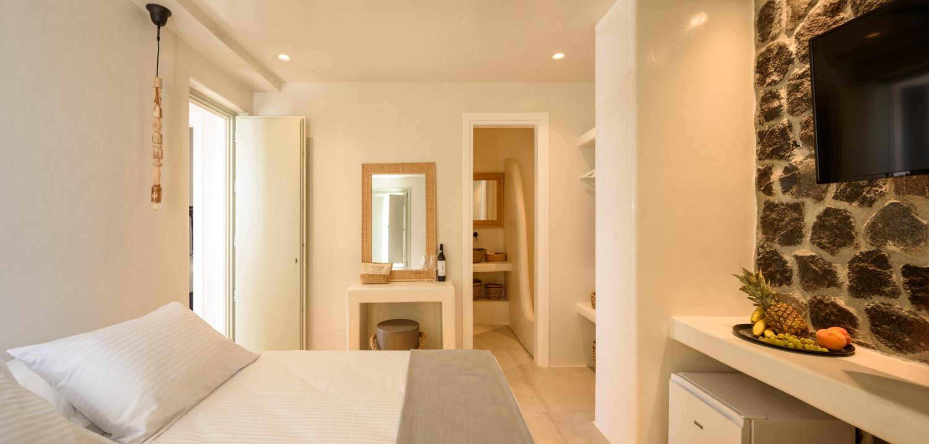 Double Room - Photo 5