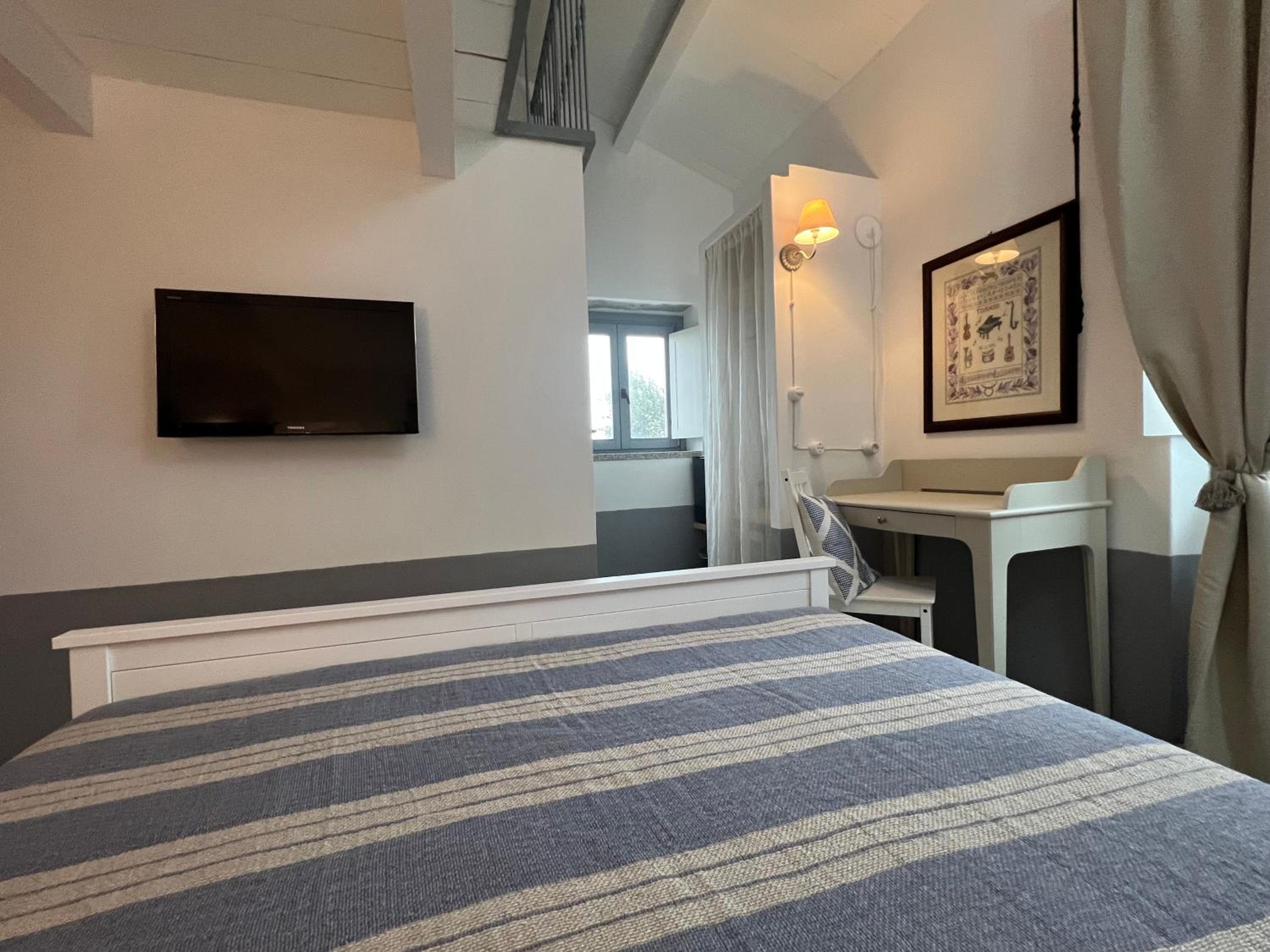 Double Room with Private Bathroom photo 3