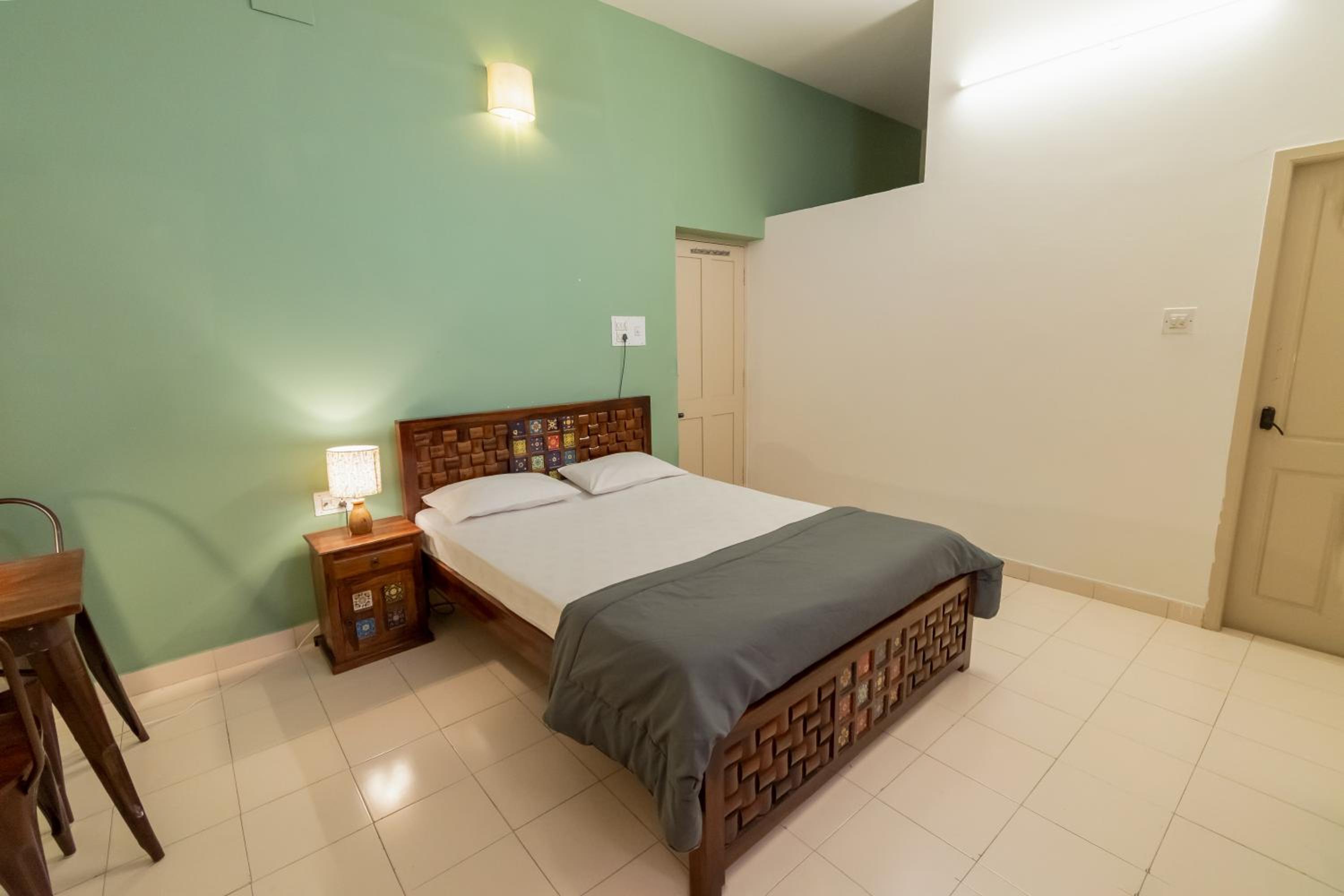 Double Room with Private Bathroom - Photo 20