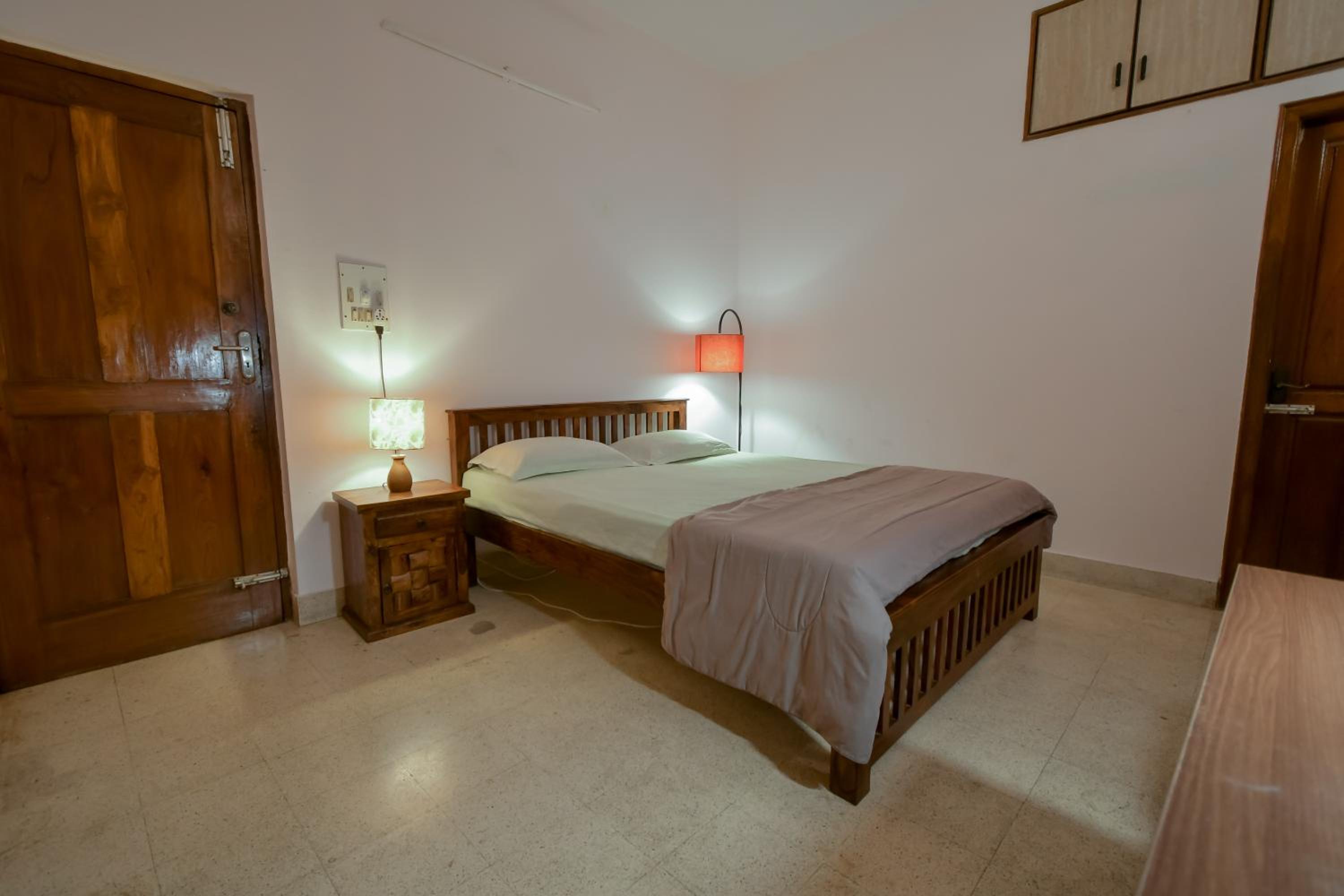 Double Room - Photo 7