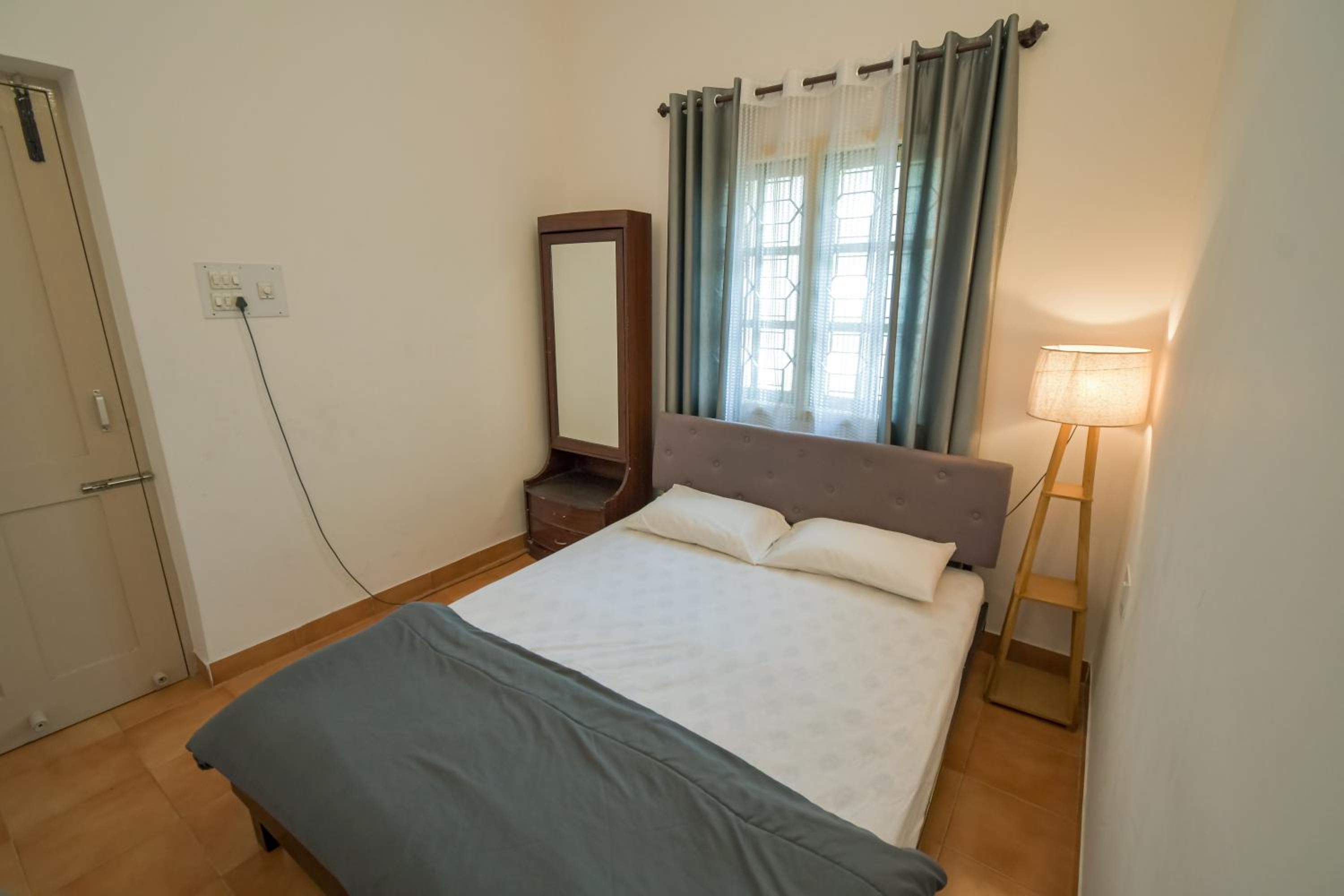 Four-Bedroom Vacation Home - Photo 20