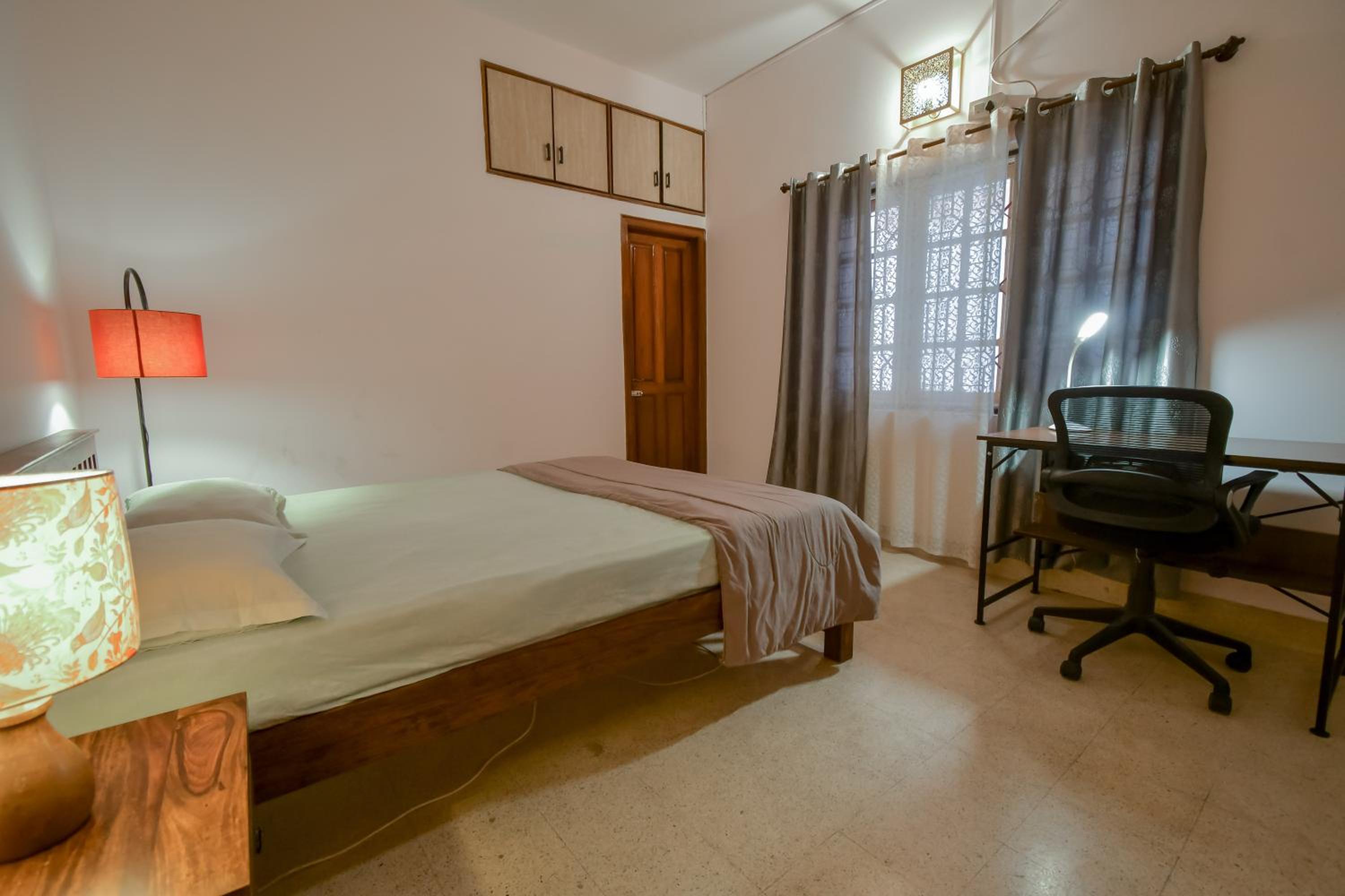 Double Room - Photo 5