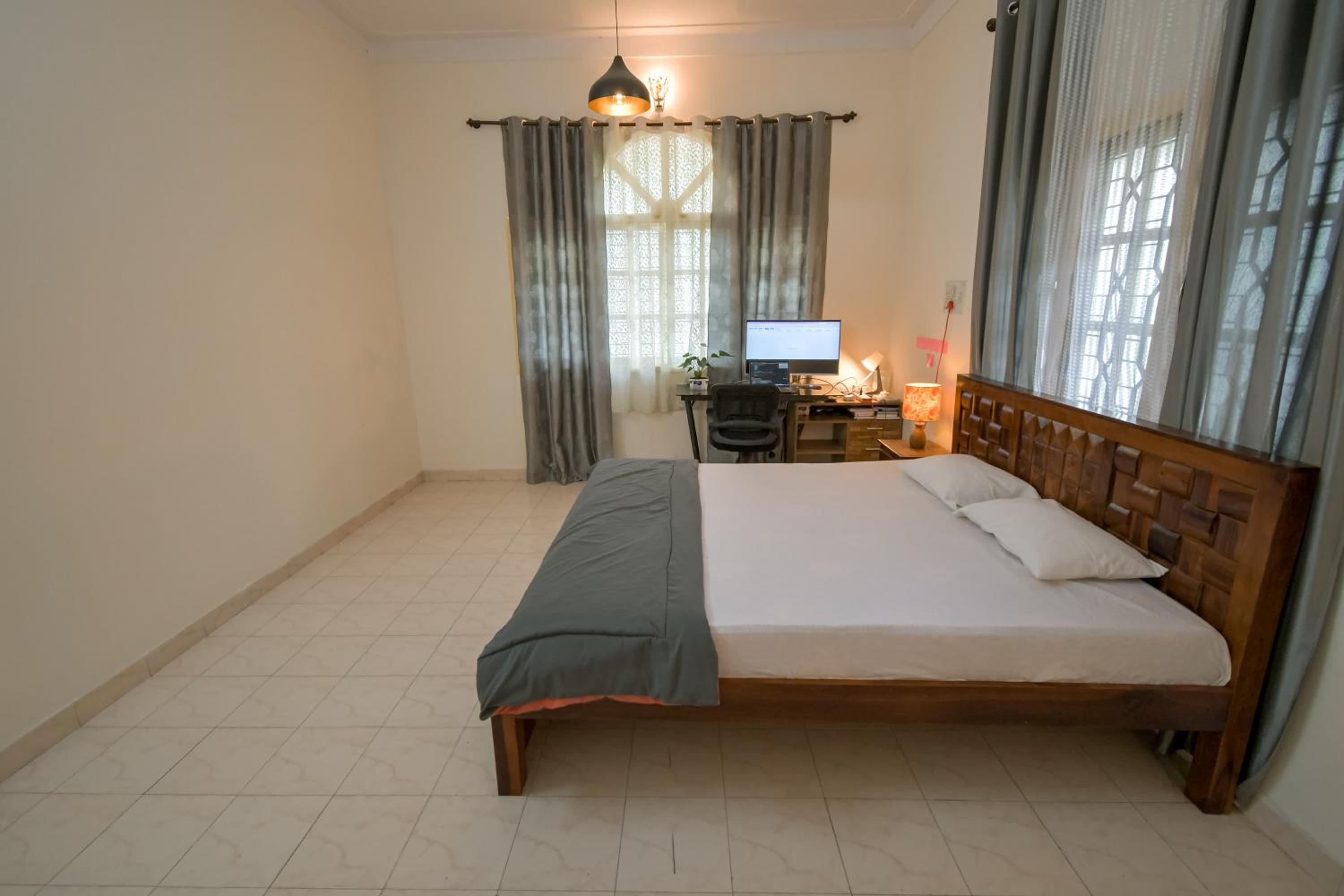 Four-Bedroom Vacation Home - Photo 24