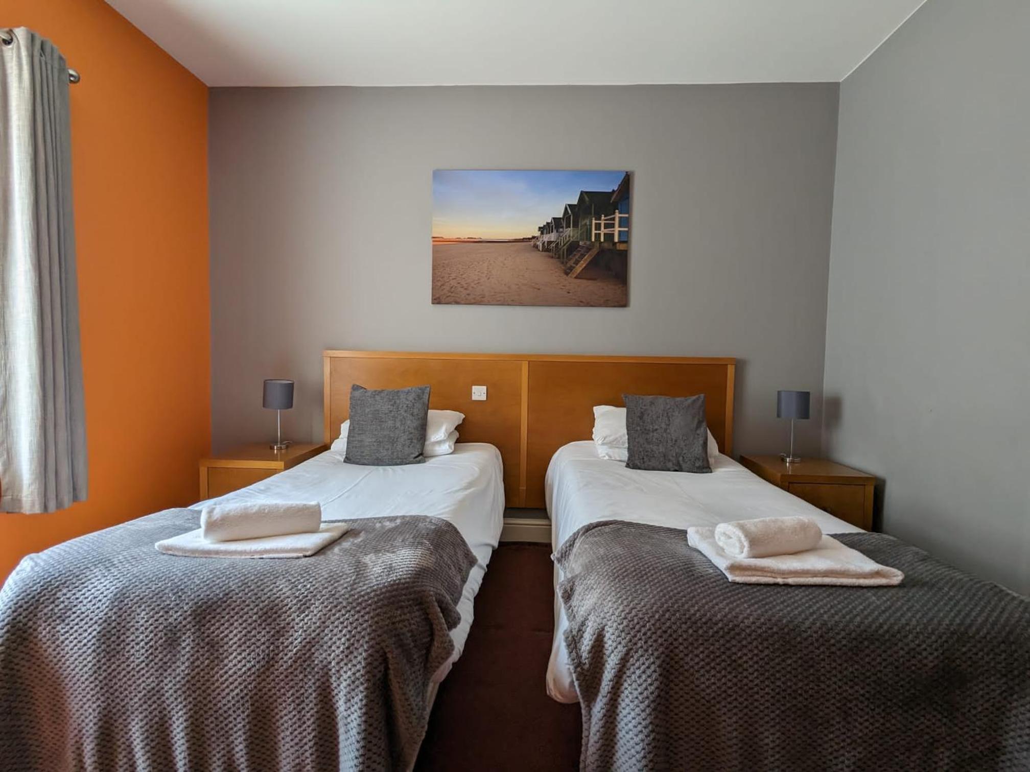 Double or Twin Room - Photo 13