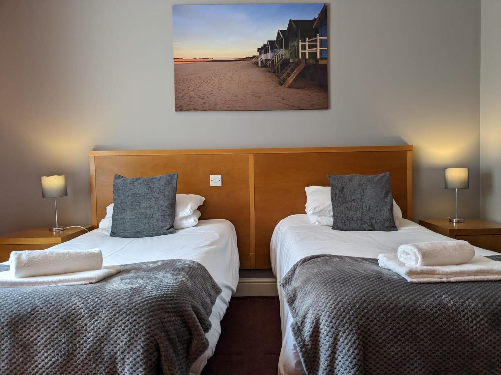 Double or Twin Room - Photo 2