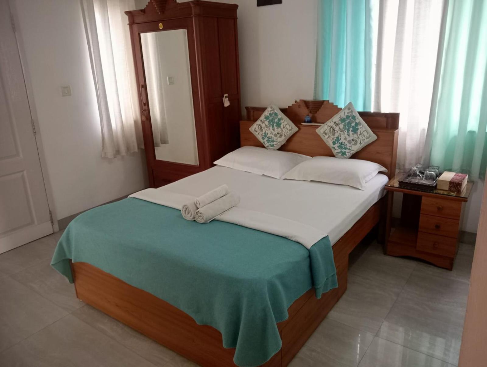 Double Room (Couples and Females Only)  - Photo 1