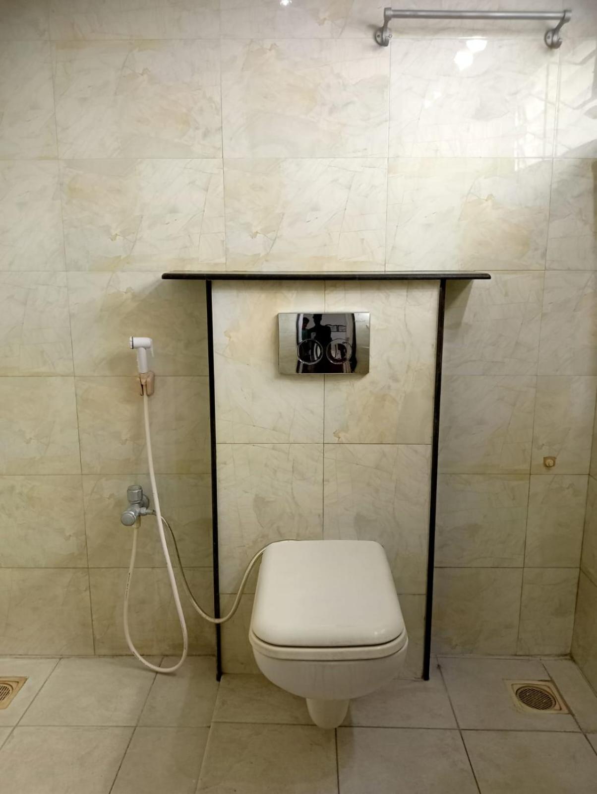 Double Room (Couples and Females Only)  - Photo 5