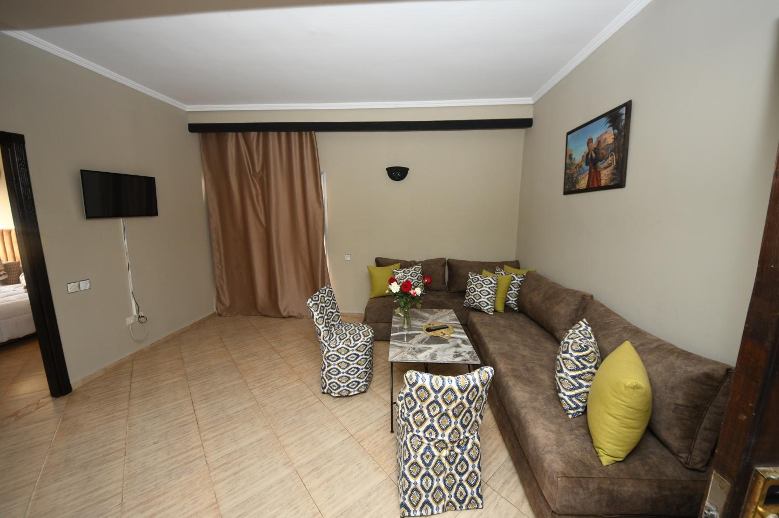 Family Suite - Photo 9