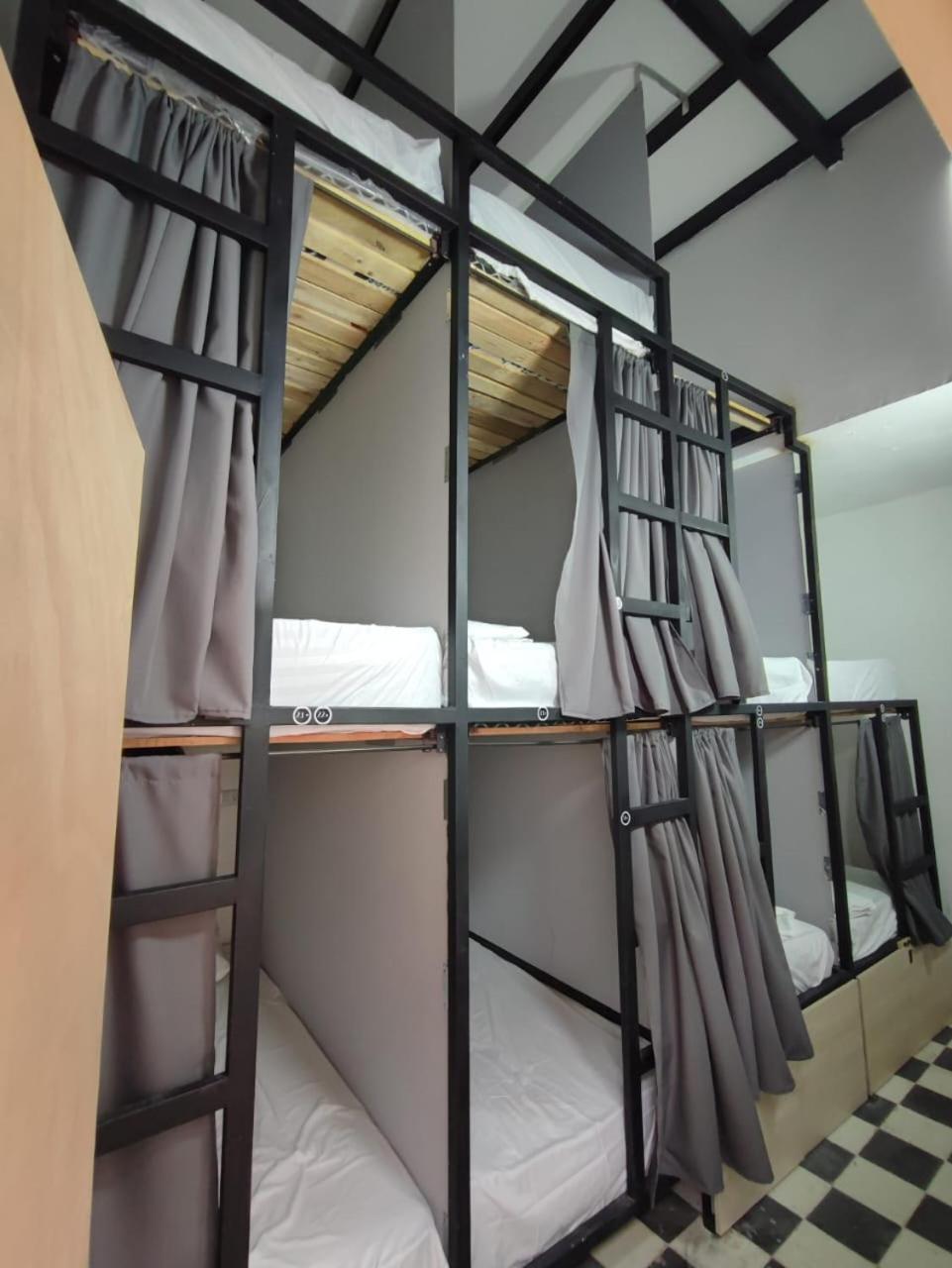 Bed in 10-Bed Mixed Dormitory Room