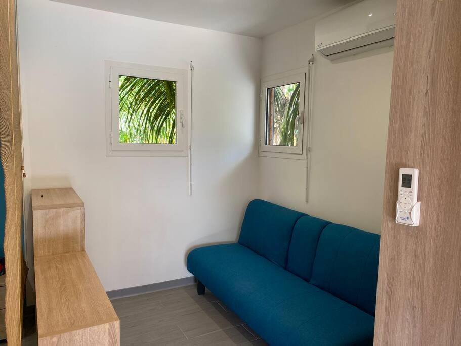 One-Bedroom House photo 1