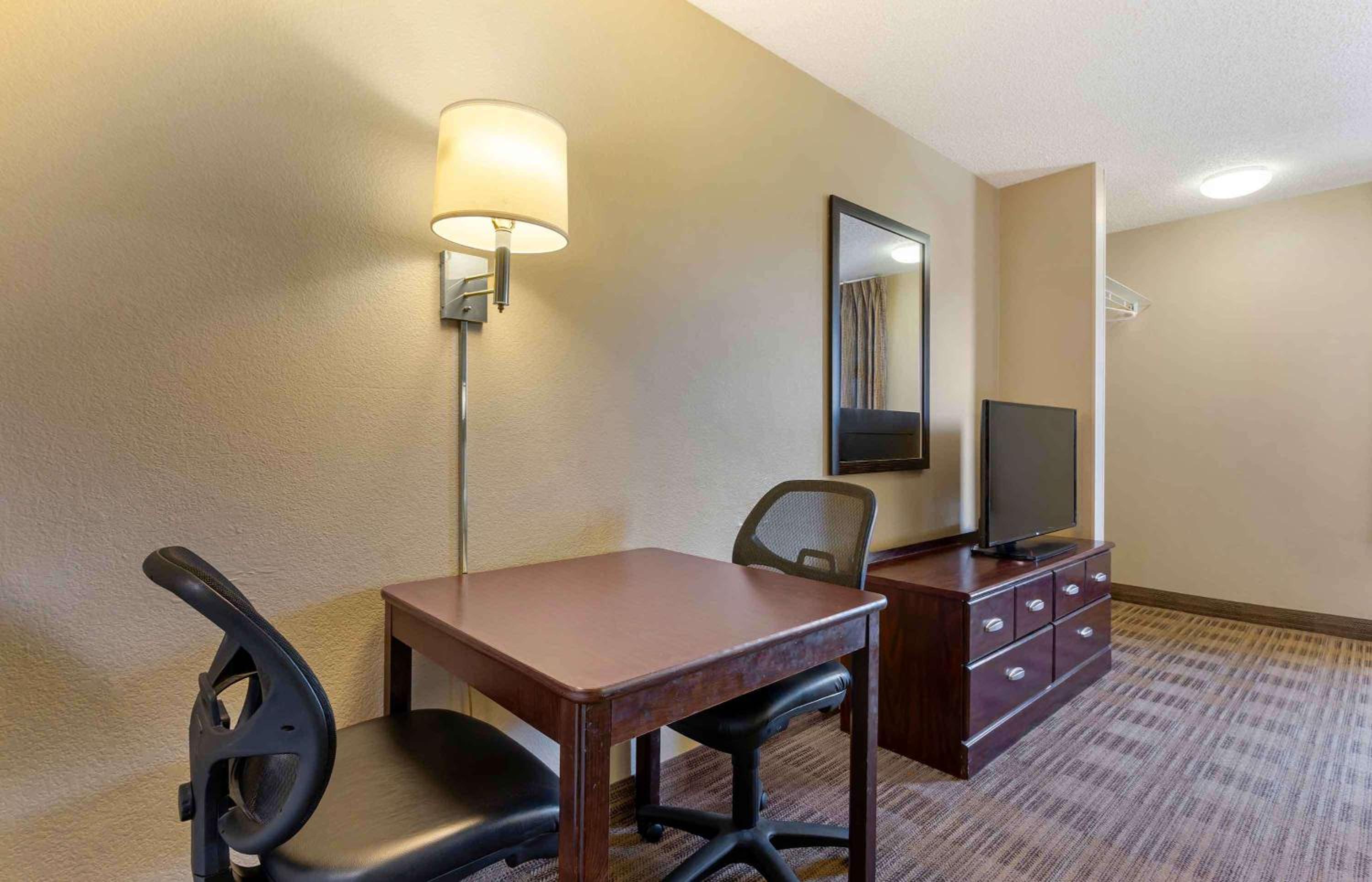 Studio with 2 Double Beds - Non-Smoking - Photo 5