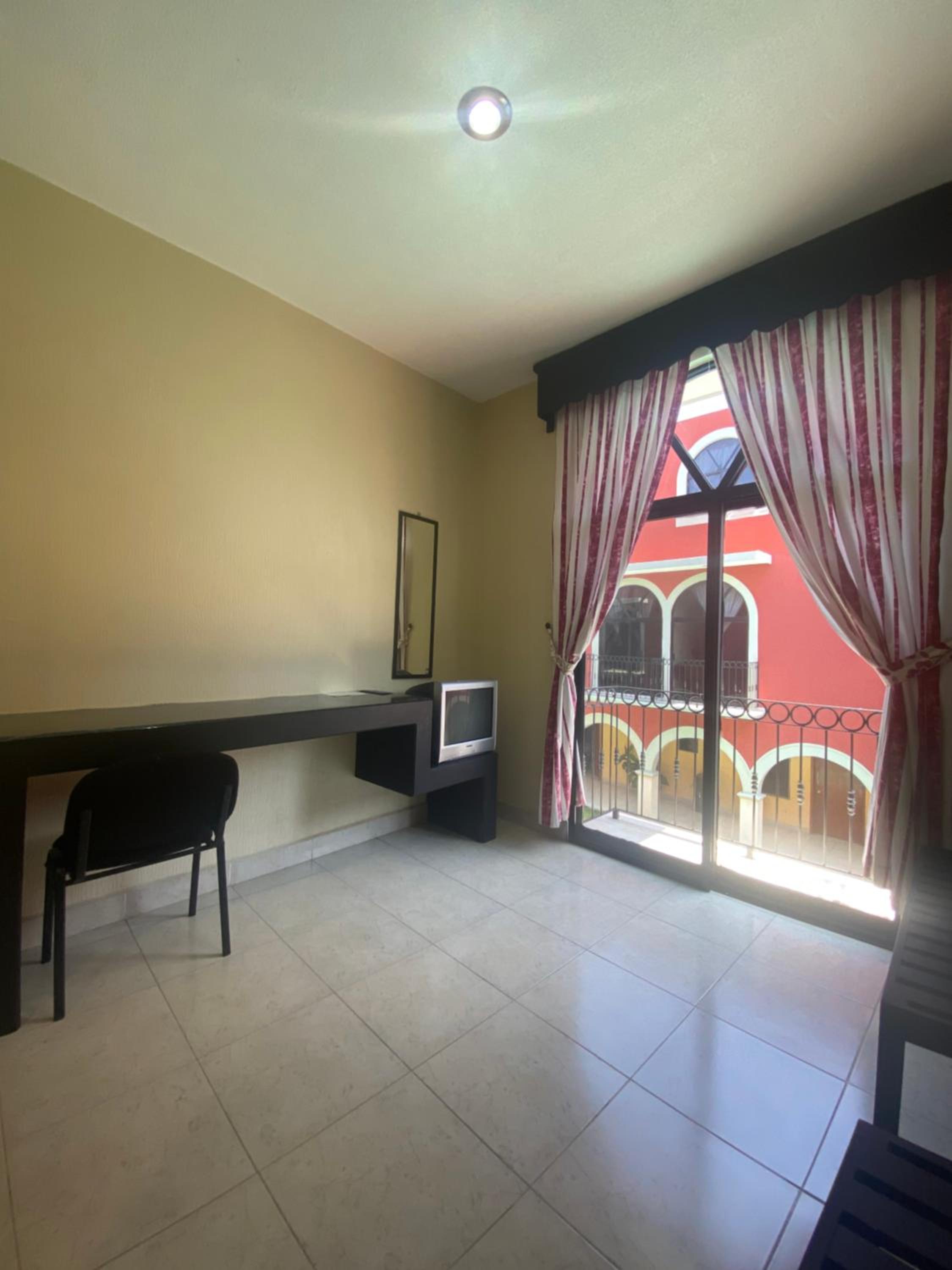 Twin Room with Balcony photo 3
