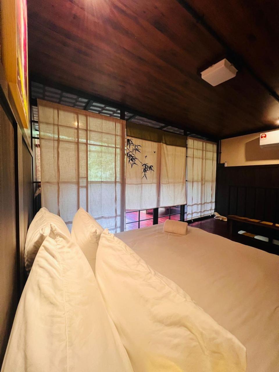 Junior Suite with Garden View